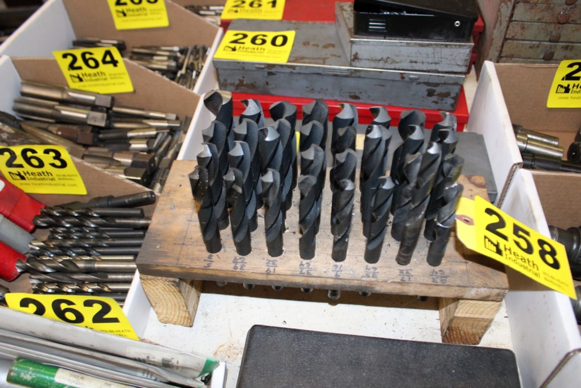 (32) DRILL BITS WITH RACK