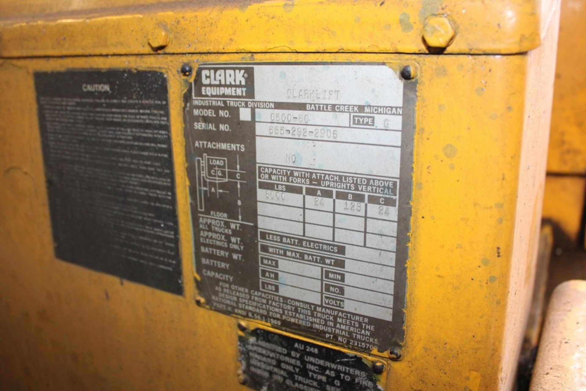 CLARK 8,000 LB. MODEL C500-80 LP GAS FORKLIFT TRUCK, S/N 685-292-2906, 123" MAX. LIFT, 3591 - Image 6 of 8