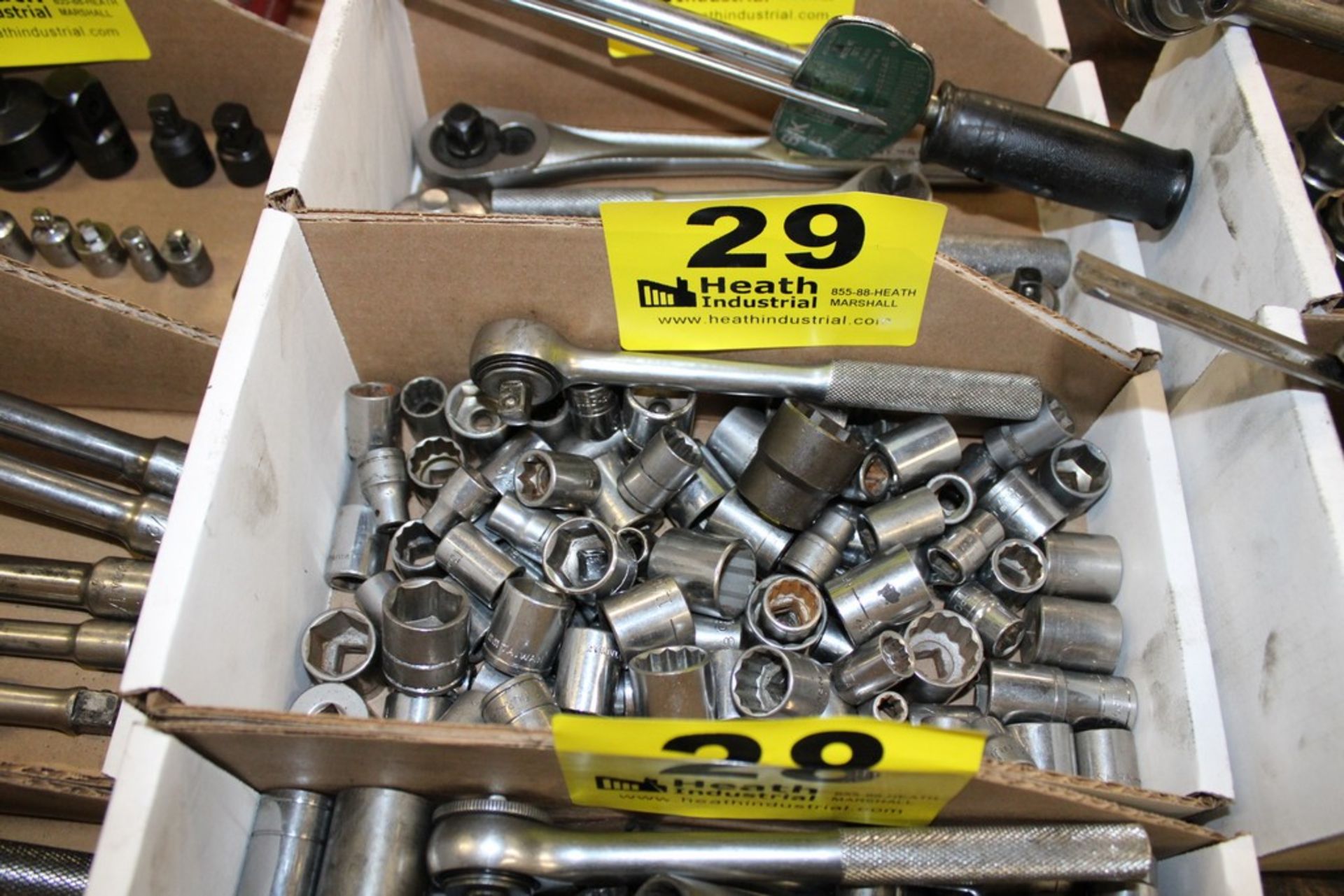 3/8" SOCKETS WITH RATCHET