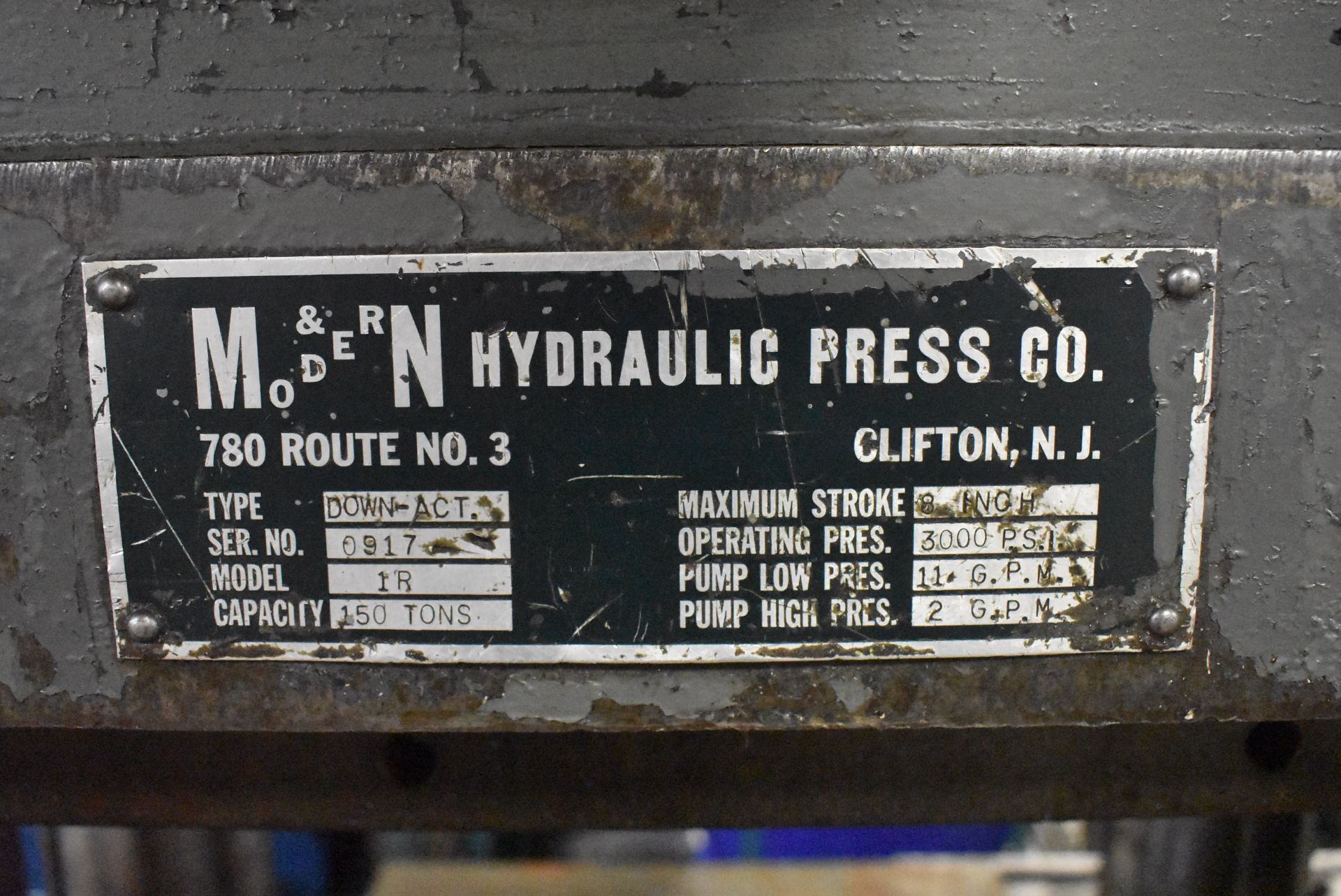 MODERN 150 TON MODEL 1R 4 POST DOWN ACTING HYDRAULIC PRESS, S/N 0917, 20.5Ã¢â‚¬ÂX 8.5Ã¢â‚¬Â - Image 4 of 9