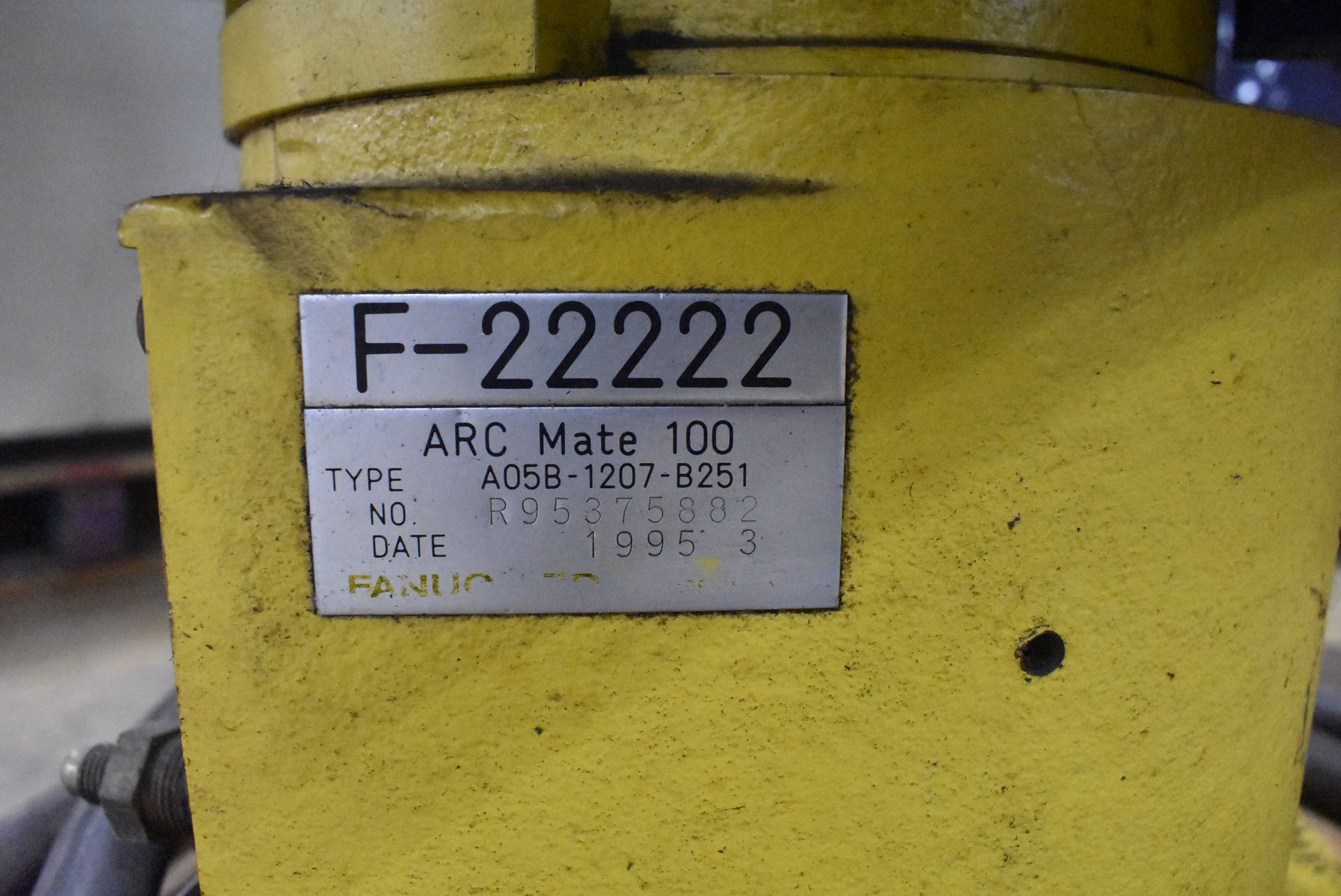 FANUC MODEL ARC MATE 100 , TYPE A05B-1207-B251 S/N R95375882 (1995), WITH FANUC SYSTEM R-J2 - Image 4 of 10