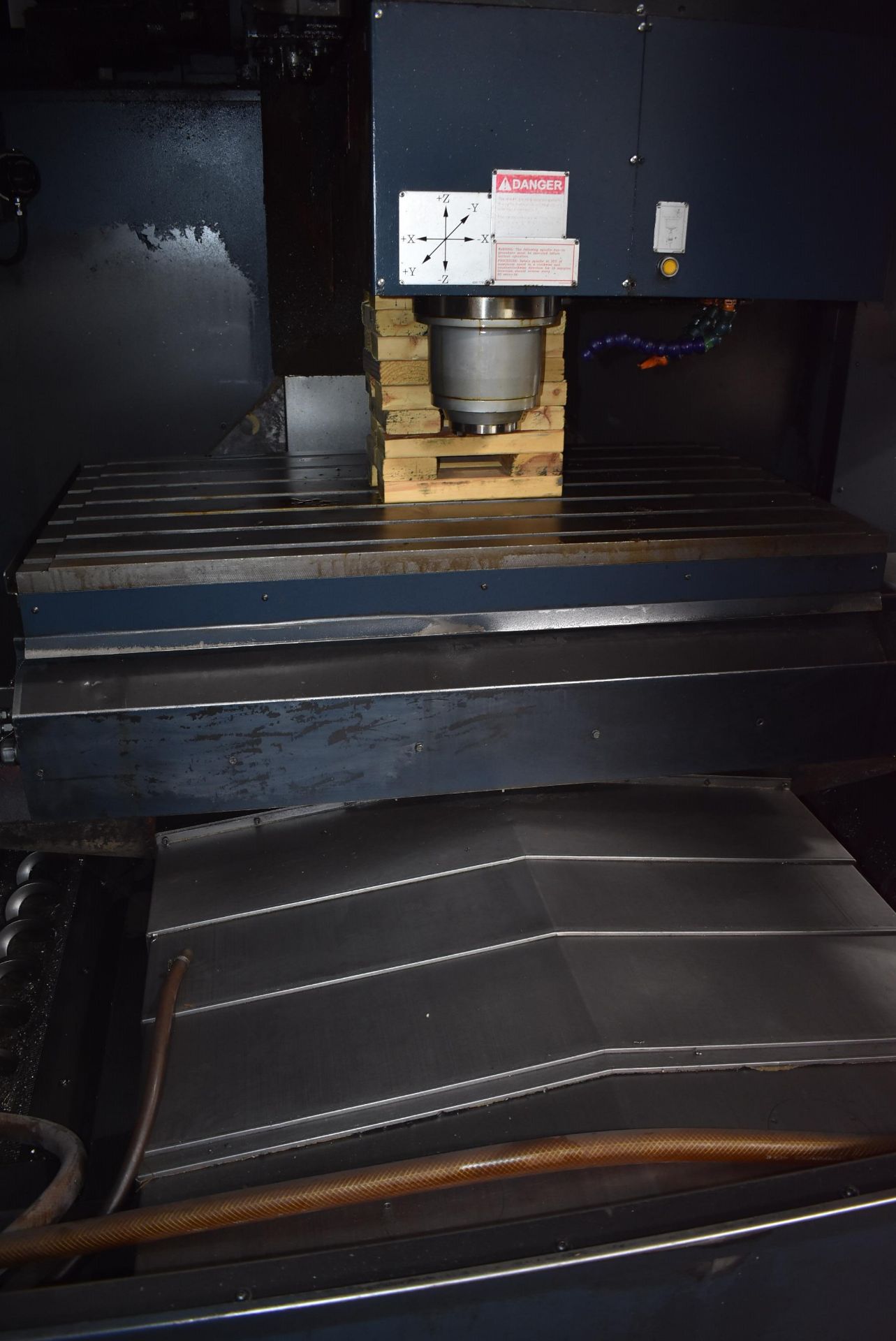 JOHNFORD 3-AXIS MODEL SV-48H CNC VERTICAL MACHINING CENTER, S/N VBD6094 (NEW 2006), 50-TAPER, WITH - Image 4 of 34