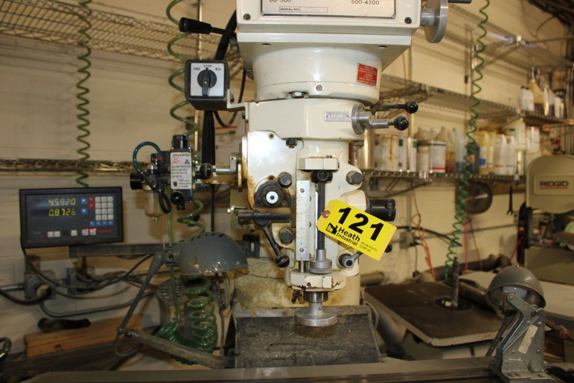 JET 3 HP MODEL JTM-4VS VARIABLE SPEED RAM TYPE VERTICAL MILL, S/N 9011450, 49â€ POWER FEED TABLE, - Image 2 of 6