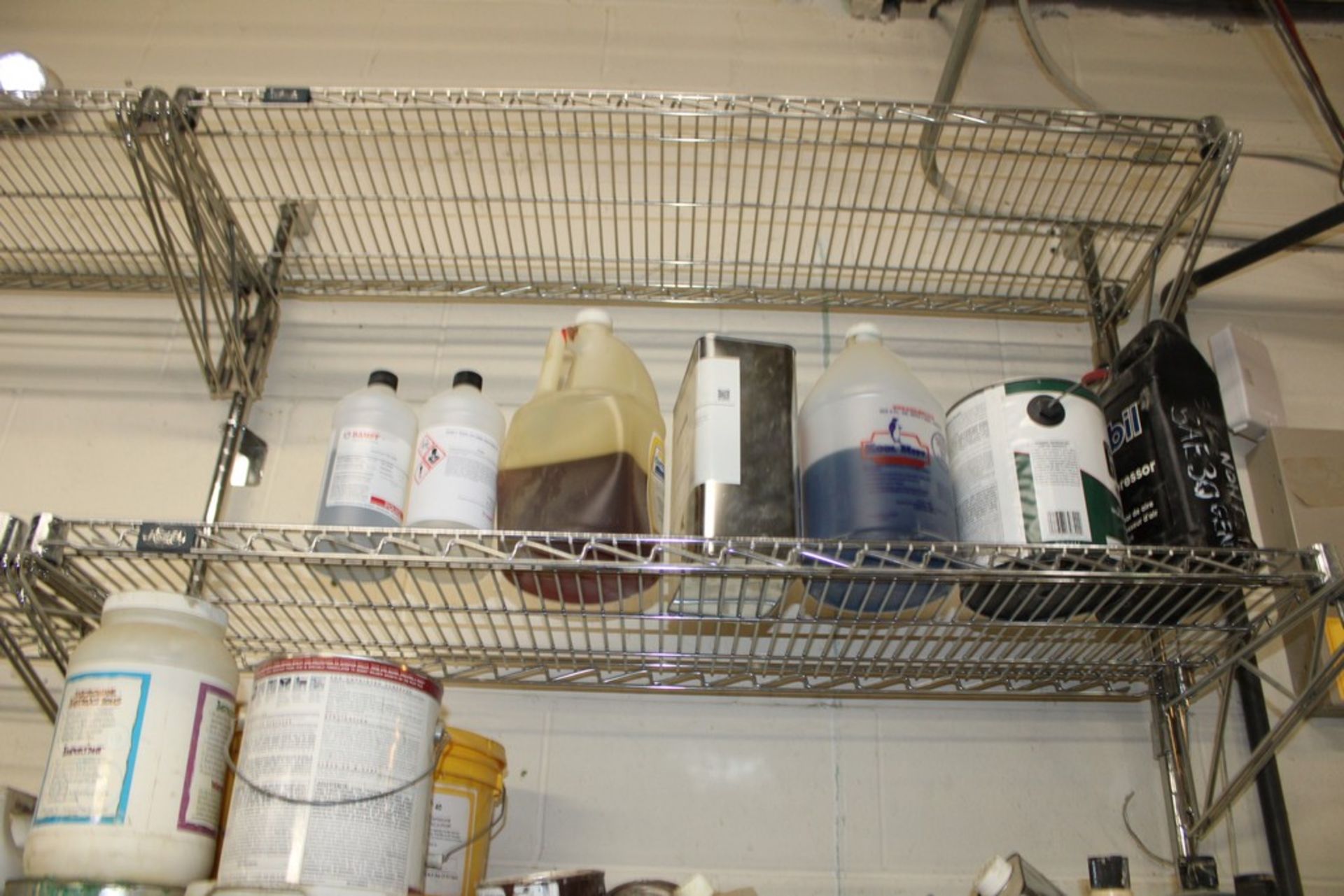 CONTENTS OF SHELVING UNIT: ASSORTED CHEMICALS & FLUIDS