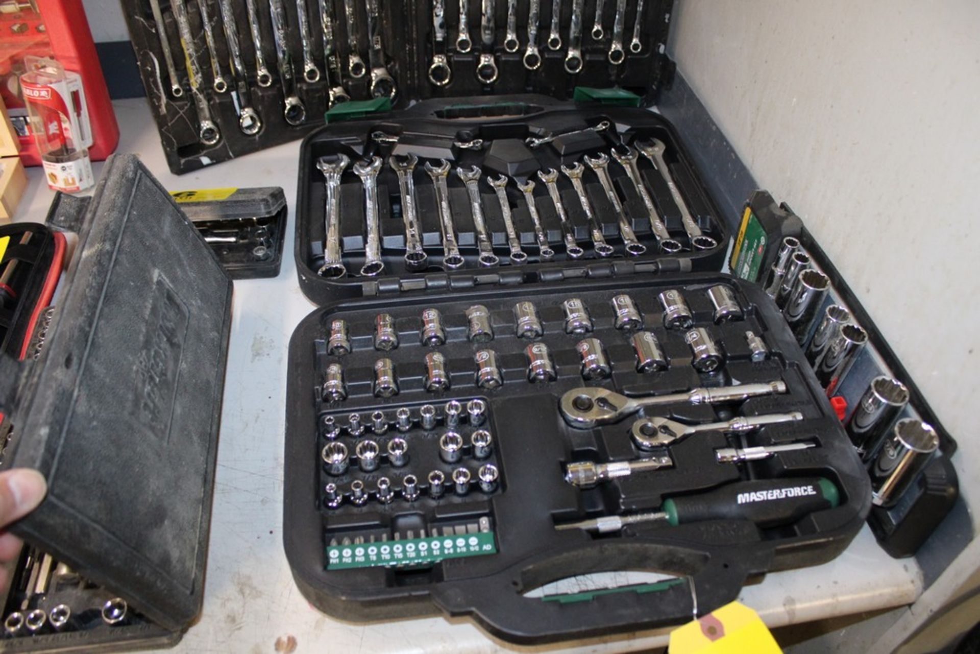 MASTERFORCE SOCKET / WRENCH SET