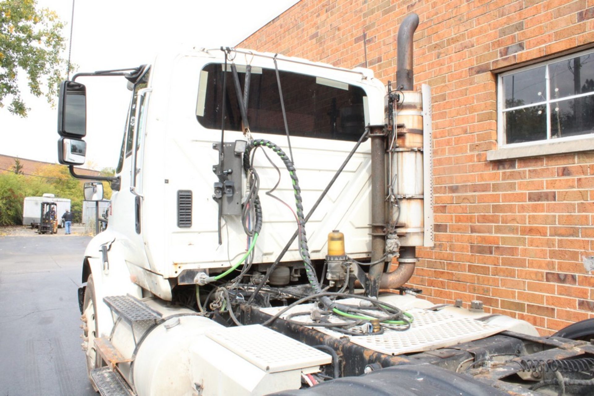 2009 INTERNATIONAL TRANSTAR 8600 TRUCK TRACTOR, DAY CAB, 13.0L L6 DIESEL, WET KIT, VIN - Image 3 of 19