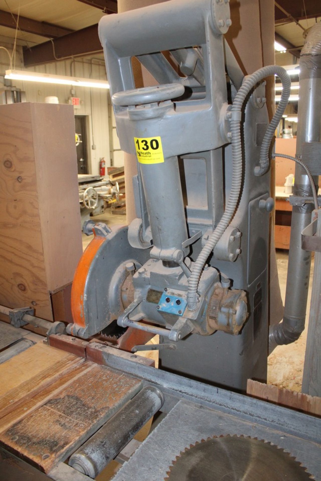 YATES AMERICAN 16" BLADE SWING SAW, S/N B-5923, 5 HP DRIVE, WITH ROLLER TABLE, WITH EXTRA 14" BLADE - Image 5 of 7