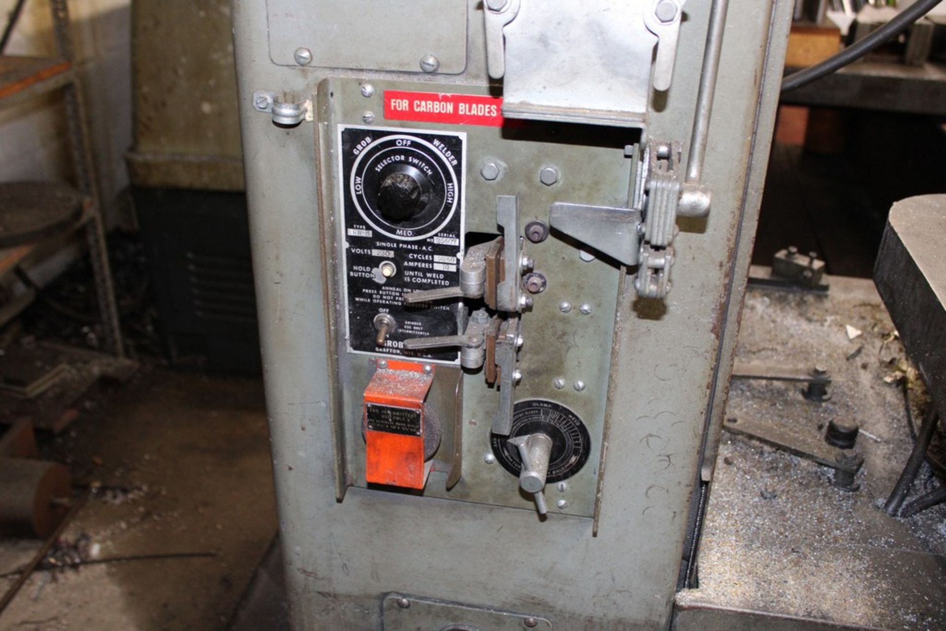 GROB 18" MODEL 4V-18 VERTICAL BAND SAW, S/N 1859, WITH BLADE WELDER - Image 4 of 5