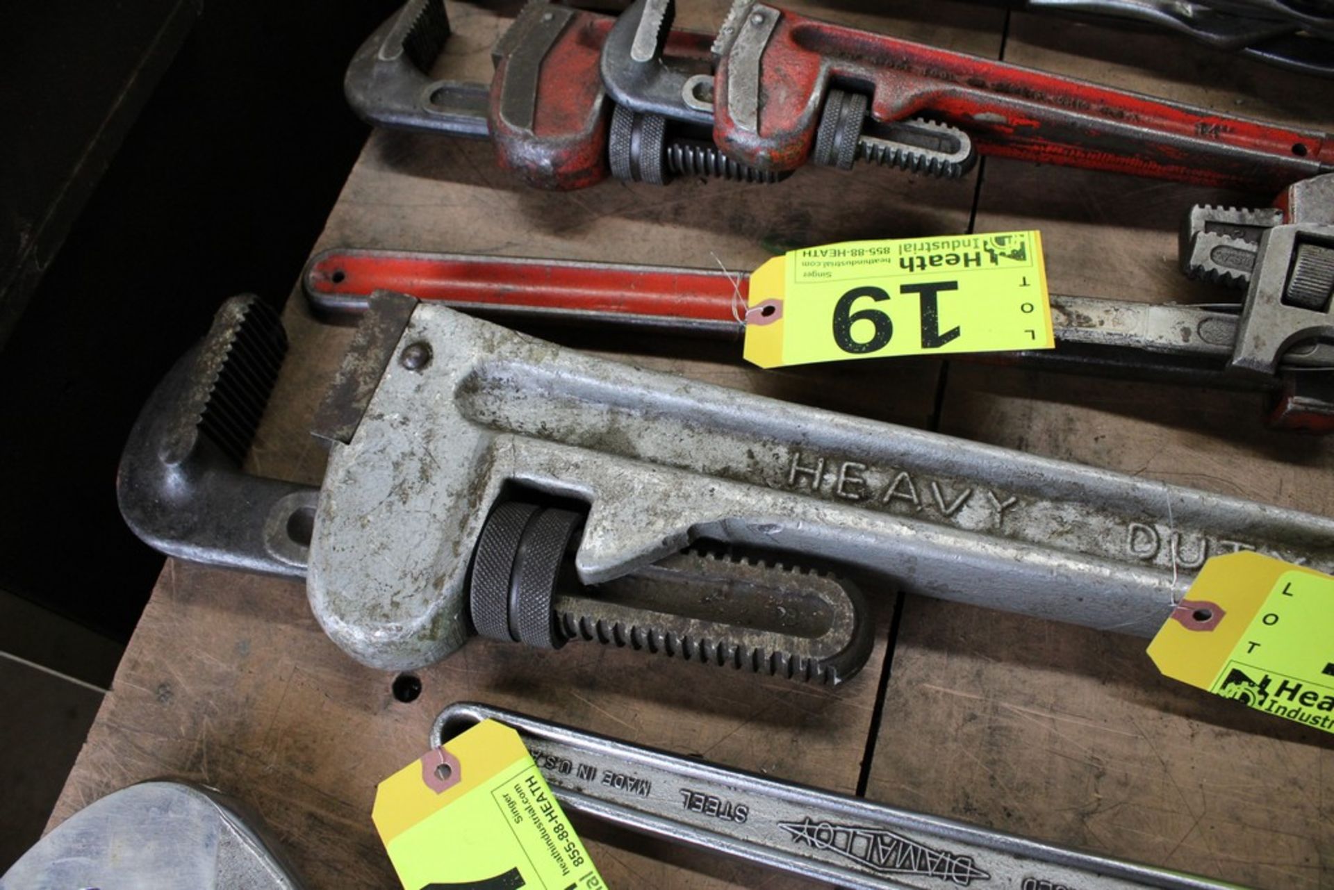 ALUMINUM PIPE WRENCH