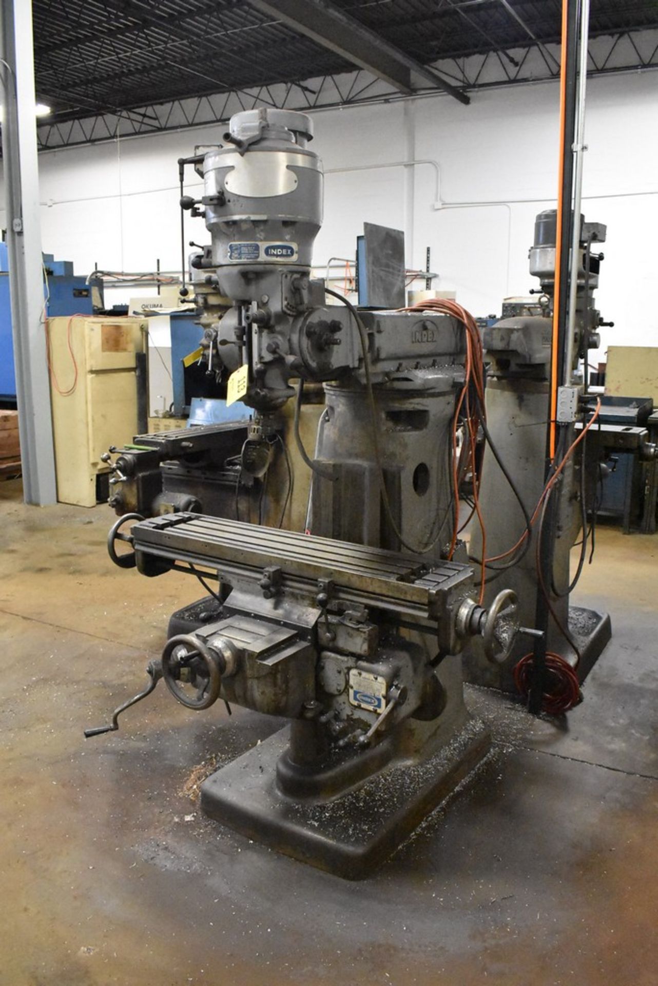 INDEX 1 HP MODEL 747 RAM TYPE VERTICAL MILL, S/N 16035, 42" POWER FEED TABLE - Image 2 of 7