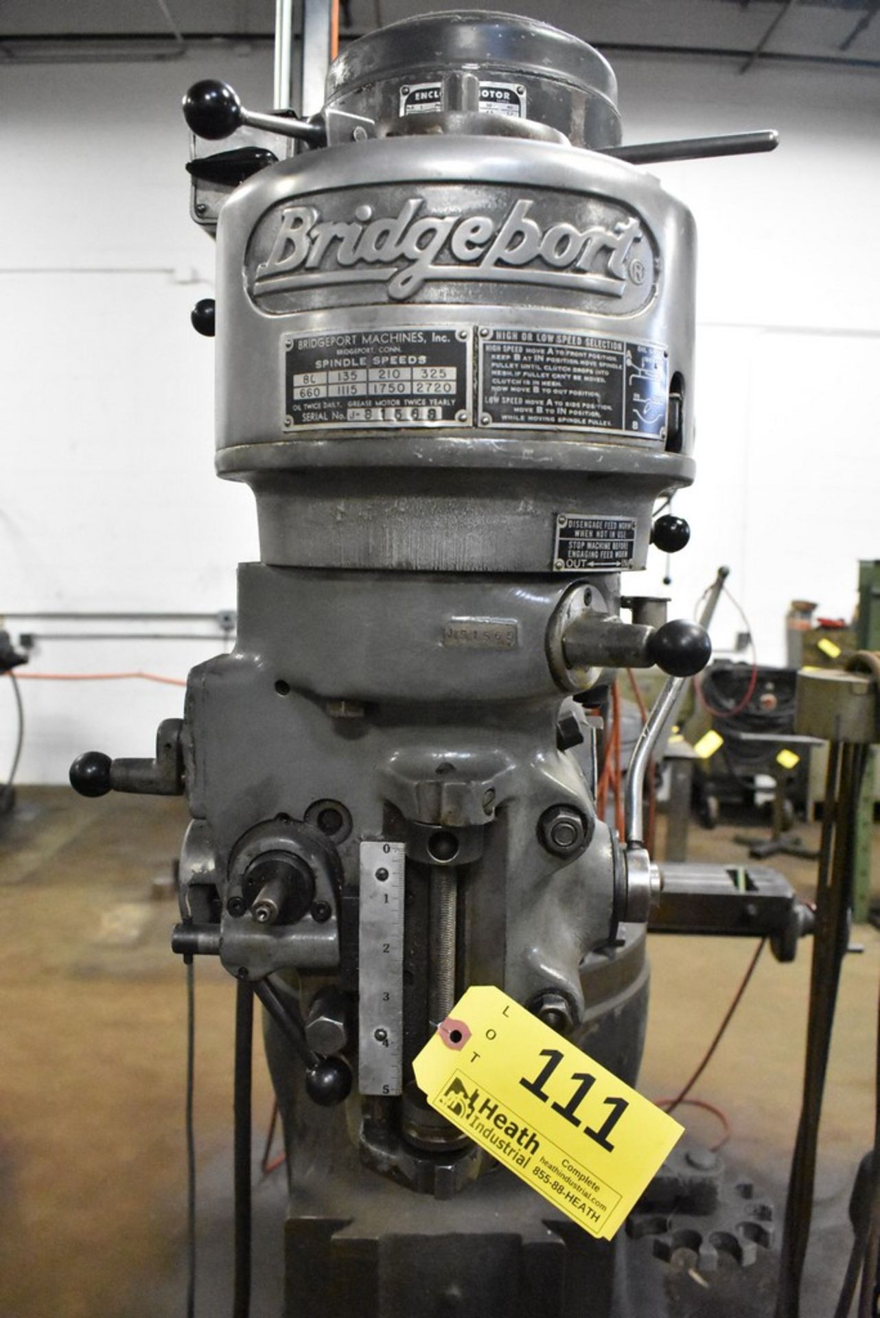 BRIDGEPORT 1 HP "J-HEAD" RAM TYPE VERTICAL MILL, S/N BR86128, 32" POWER FEED TABLE - Image 3 of 8