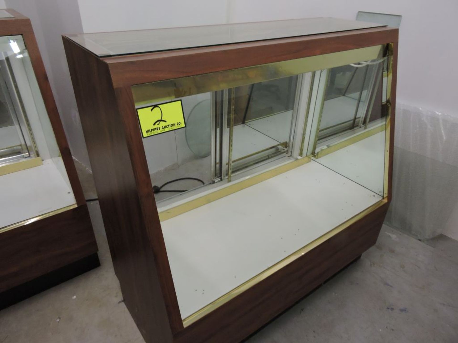 Refrigerated candy display, self-contained. (Loading fee $50)