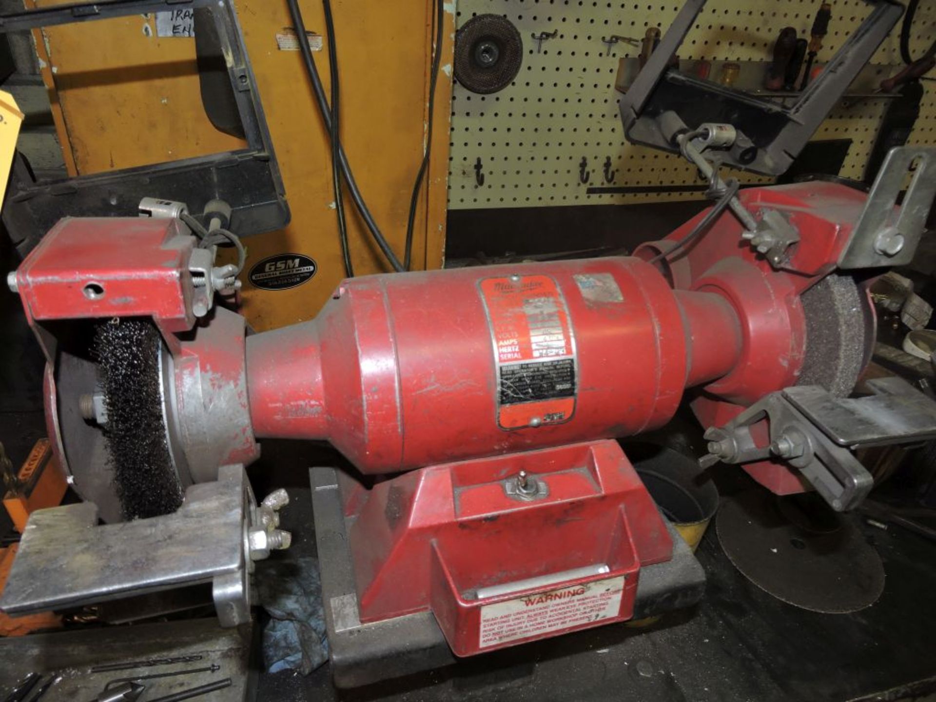 Milwaukee double spindle bench grinder, 7".
