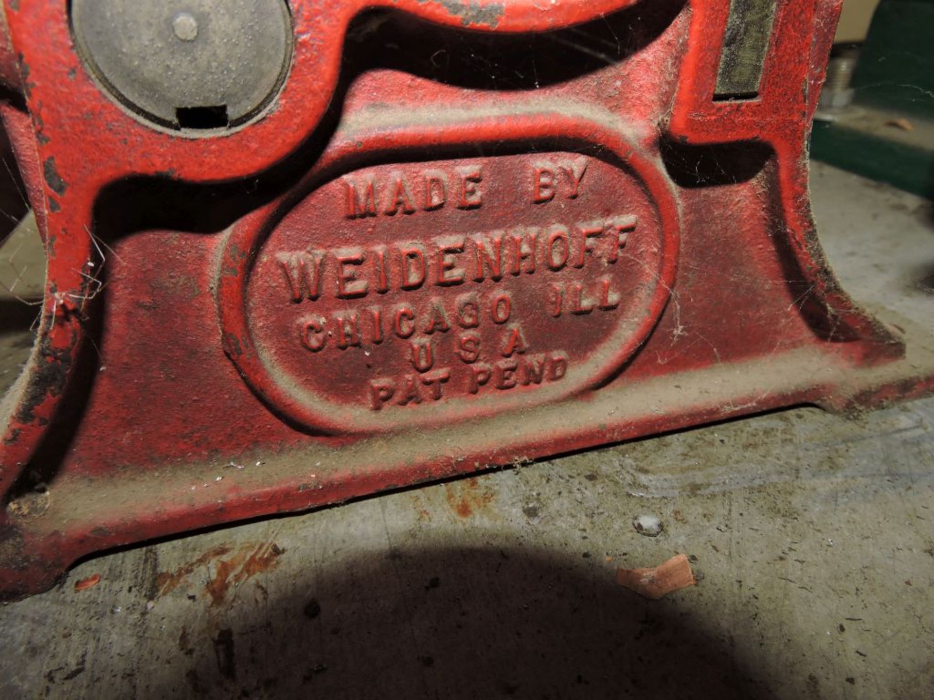 Weidenhoff Chicago bench lathe, model 9LL. - Image 2 of 2