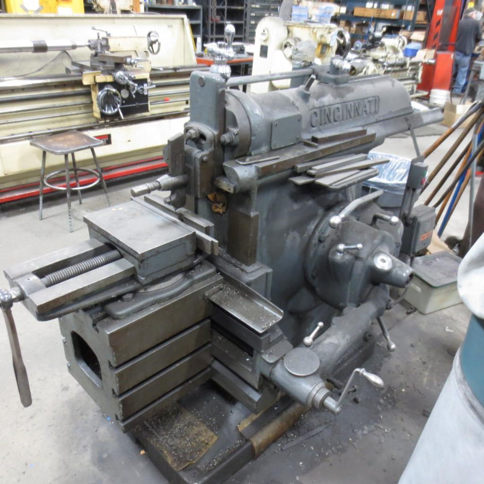 Cincinnati 16" Shaper with 12" Machine Vise ( Loc. Greenville, IL ) - Image 2 of 3