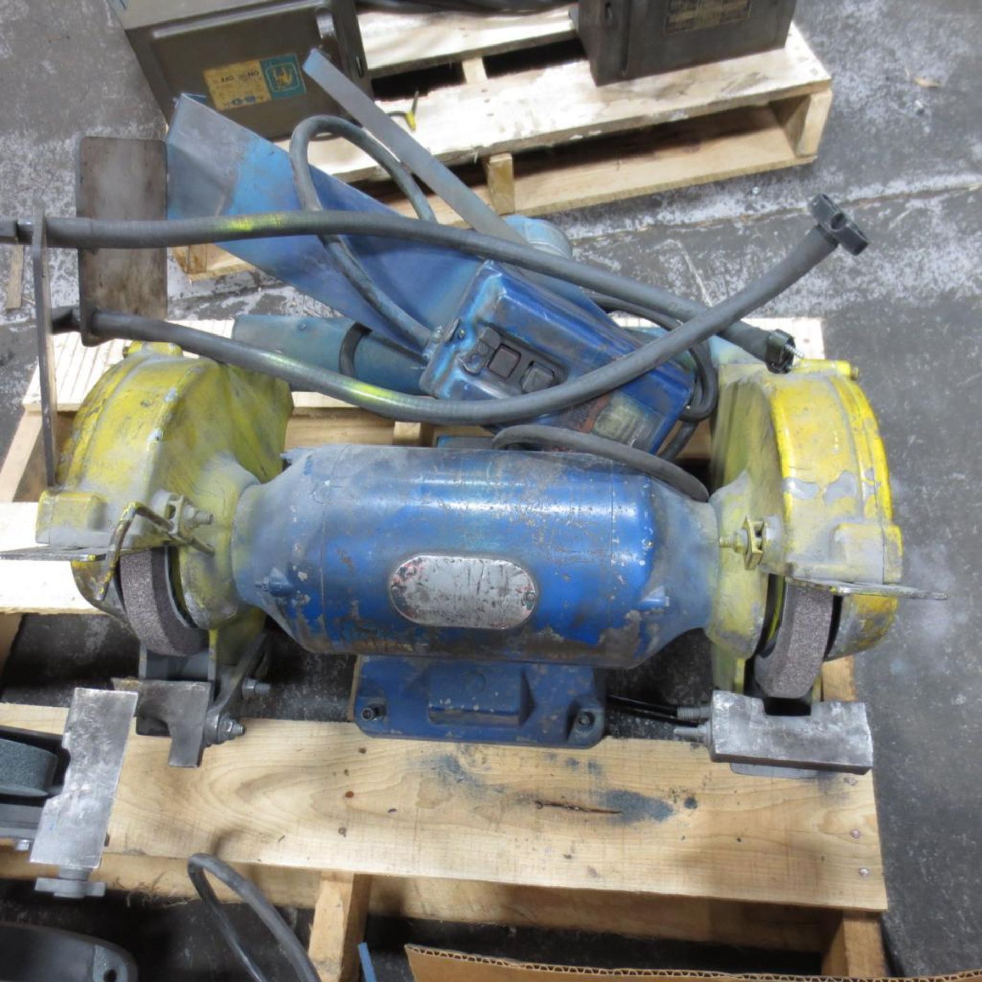 Dayton 10" Bench Grinder, 1 HP, 240/440V, 3 HP, Double End Grinder, Tool Grinder and Parts ( Loc. Gr - Image 2 of 4