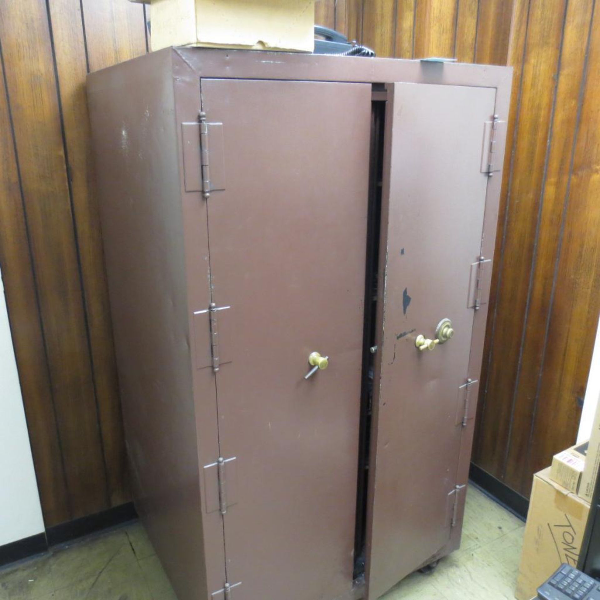 Safe Cabinet Laboratory Safe, S/N 7114 ( No other Items ) ( Loc. Greenville, IL )