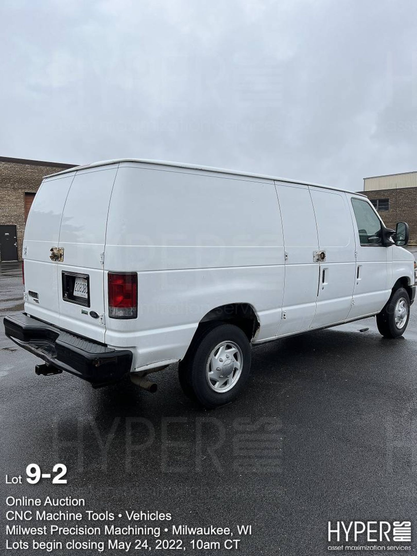 2011 Ford Econoline E-350 Super Duty van, 5.4L V-8 gasoline engine, 207250 miles - Image 2 of 18