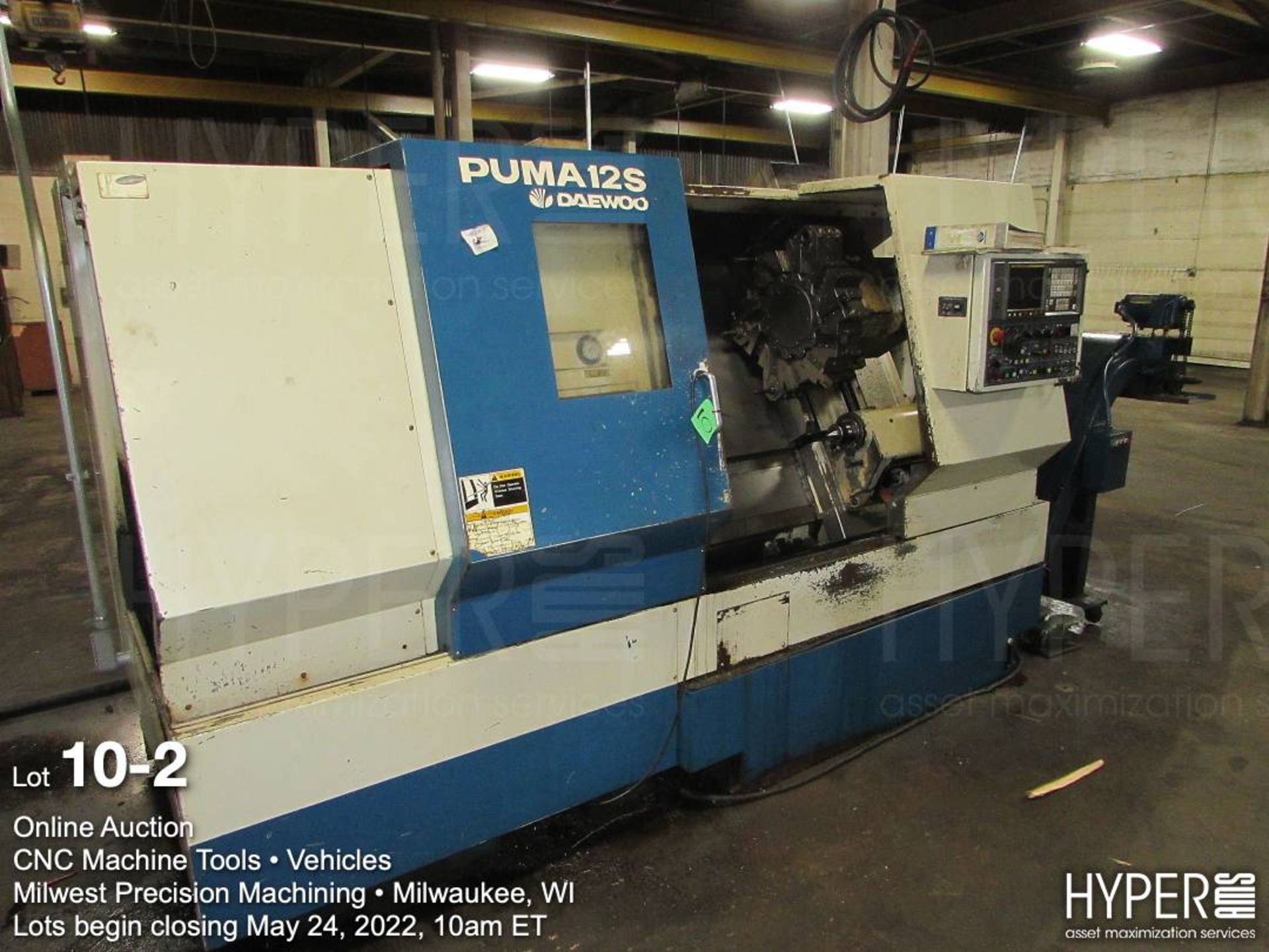 Daewoo Puma 12-S CNC lathe S/N PS100877, 12 position tool turret, three jaw 12" diameter chuck with - Image 2 of 11