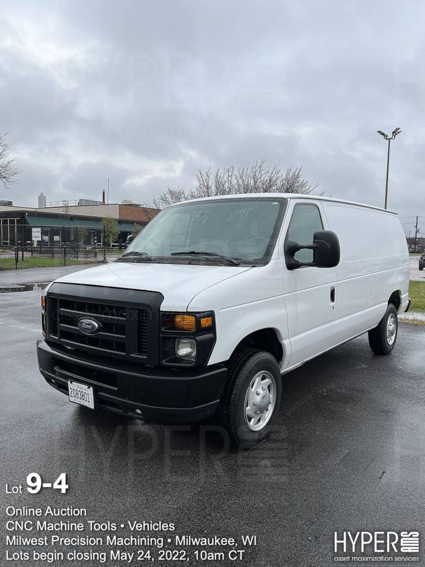 2011 Ford Econoline E-350 Super Duty van, 5.4L V-8 gasoline engine, 207250 miles - Image 4 of 18