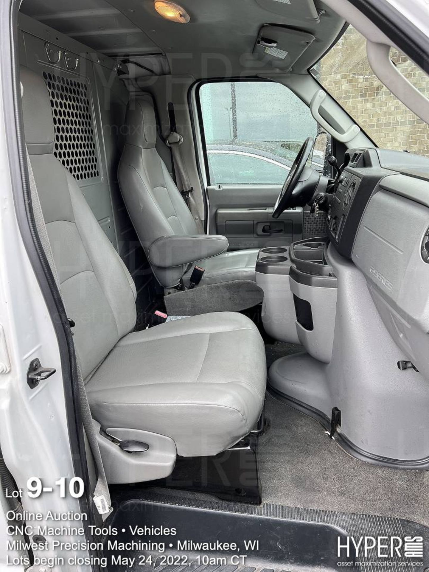 2011 Ford Econoline E-350 Super Duty van, 5.4L V-8 gasoline engine, 207250 miles - Image 10 of 18