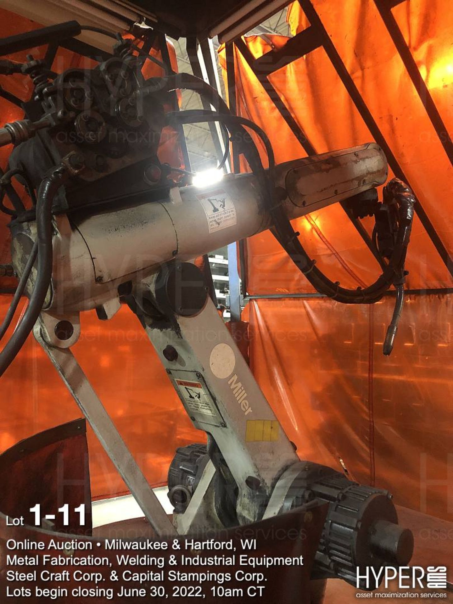 Robotic Welding Cell - Image 11 of 24