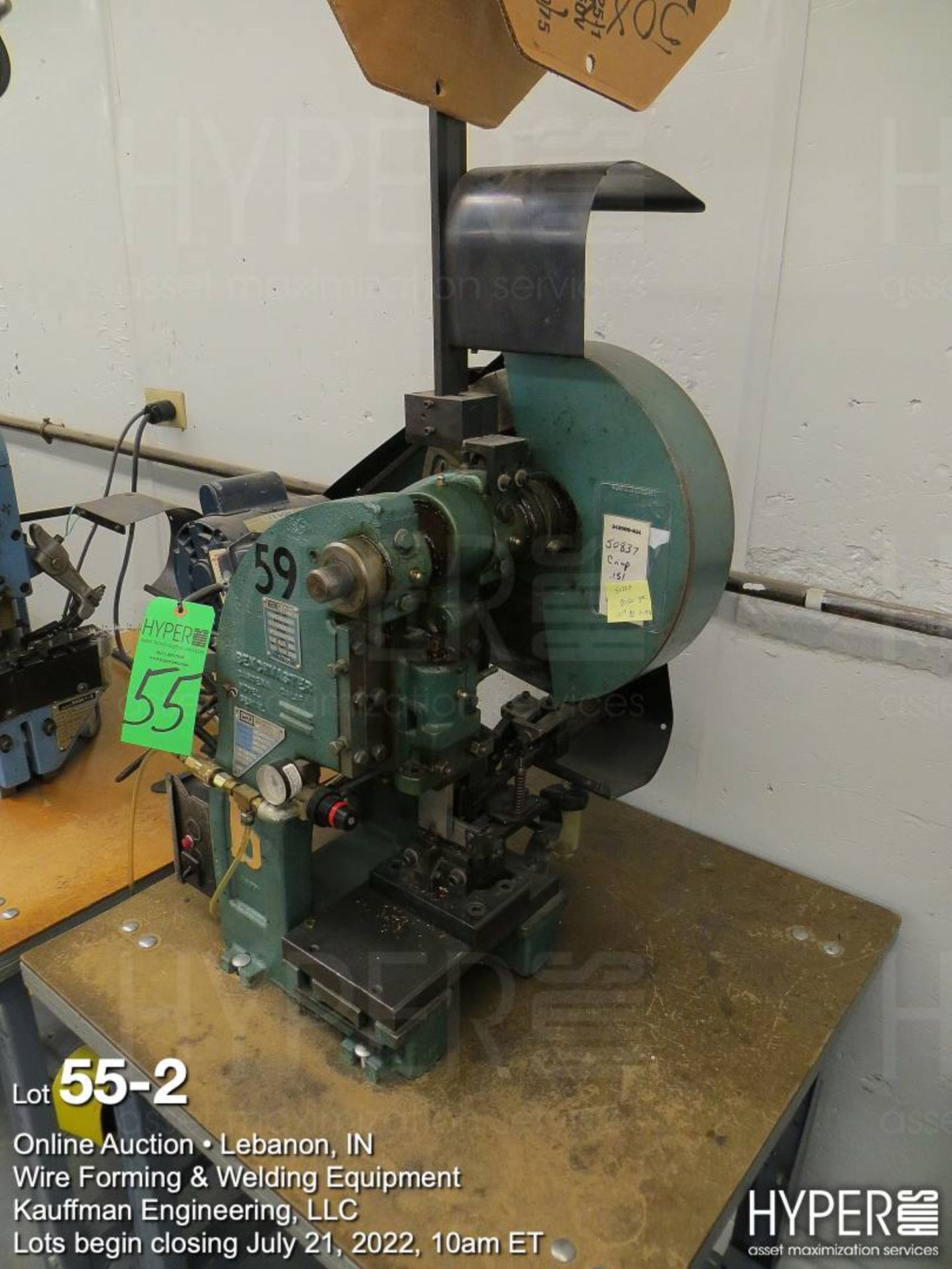 AMP-O-LECTRIC Benchmaster crimping press - Image 2 of 3