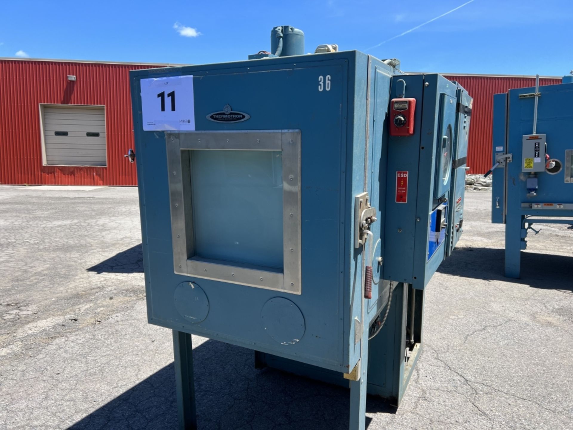 Thermotron environmental chamber F-12-CHV-5-5