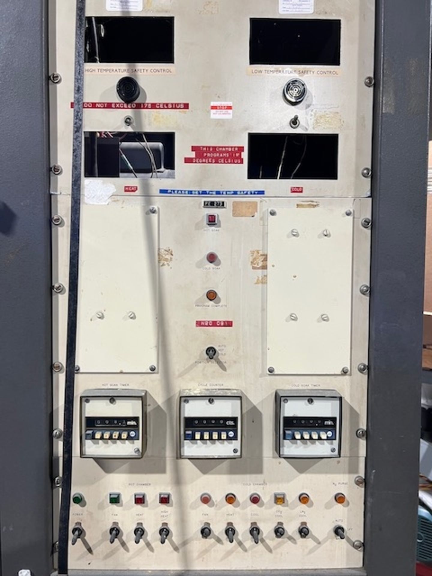 Inreco thermal shock environmental chamber 7804 - Image 2 of 4