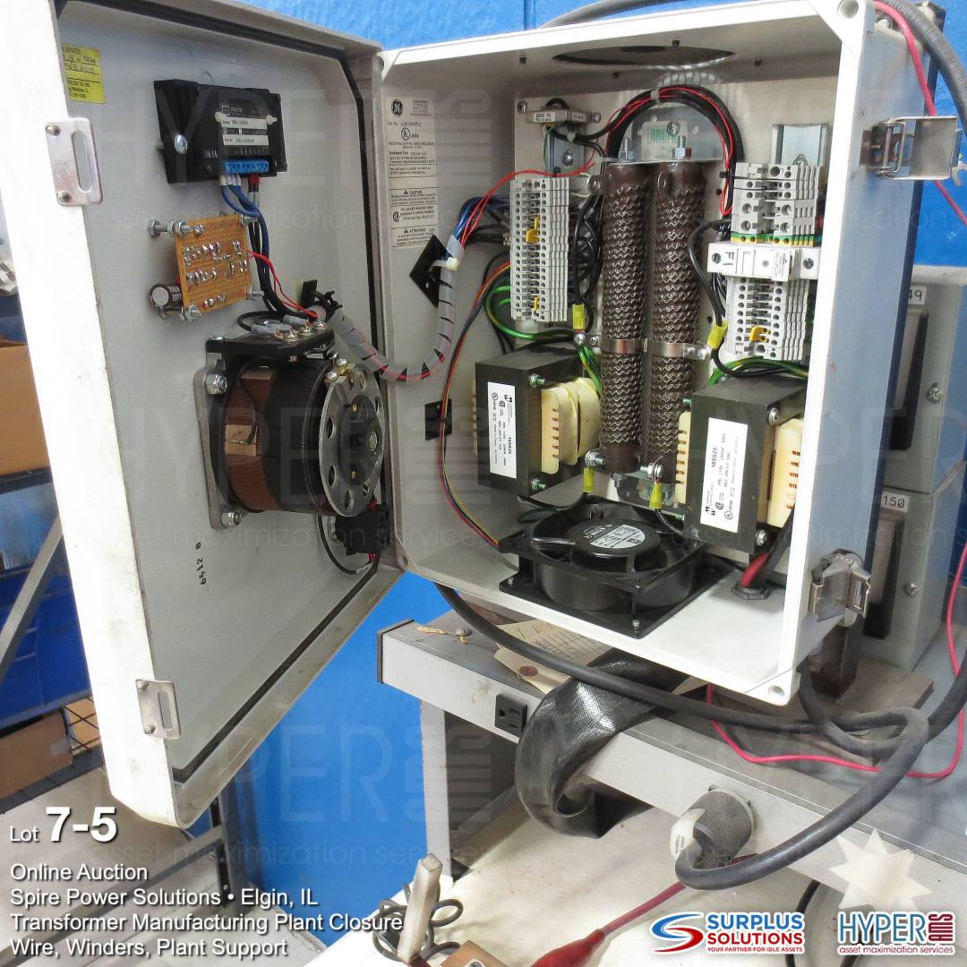 Transformer test bench with bench Bell & Howell console 8 Variable autotransformer and test set up - Image 5 of 5