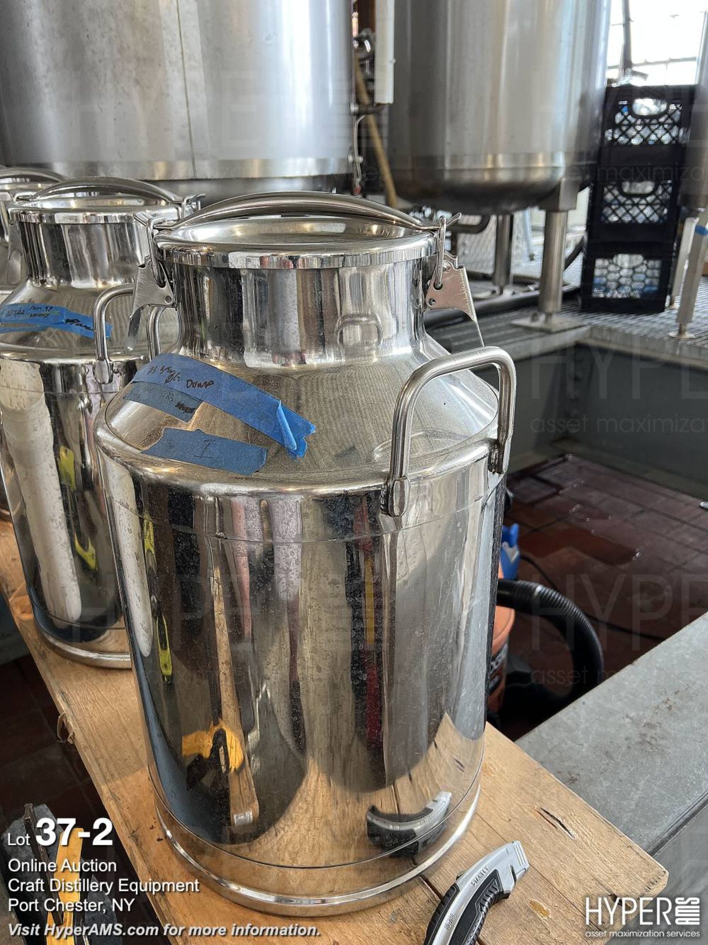 Lot: (5) 10-gallon stainless steel milk cans - Image 2 of 2