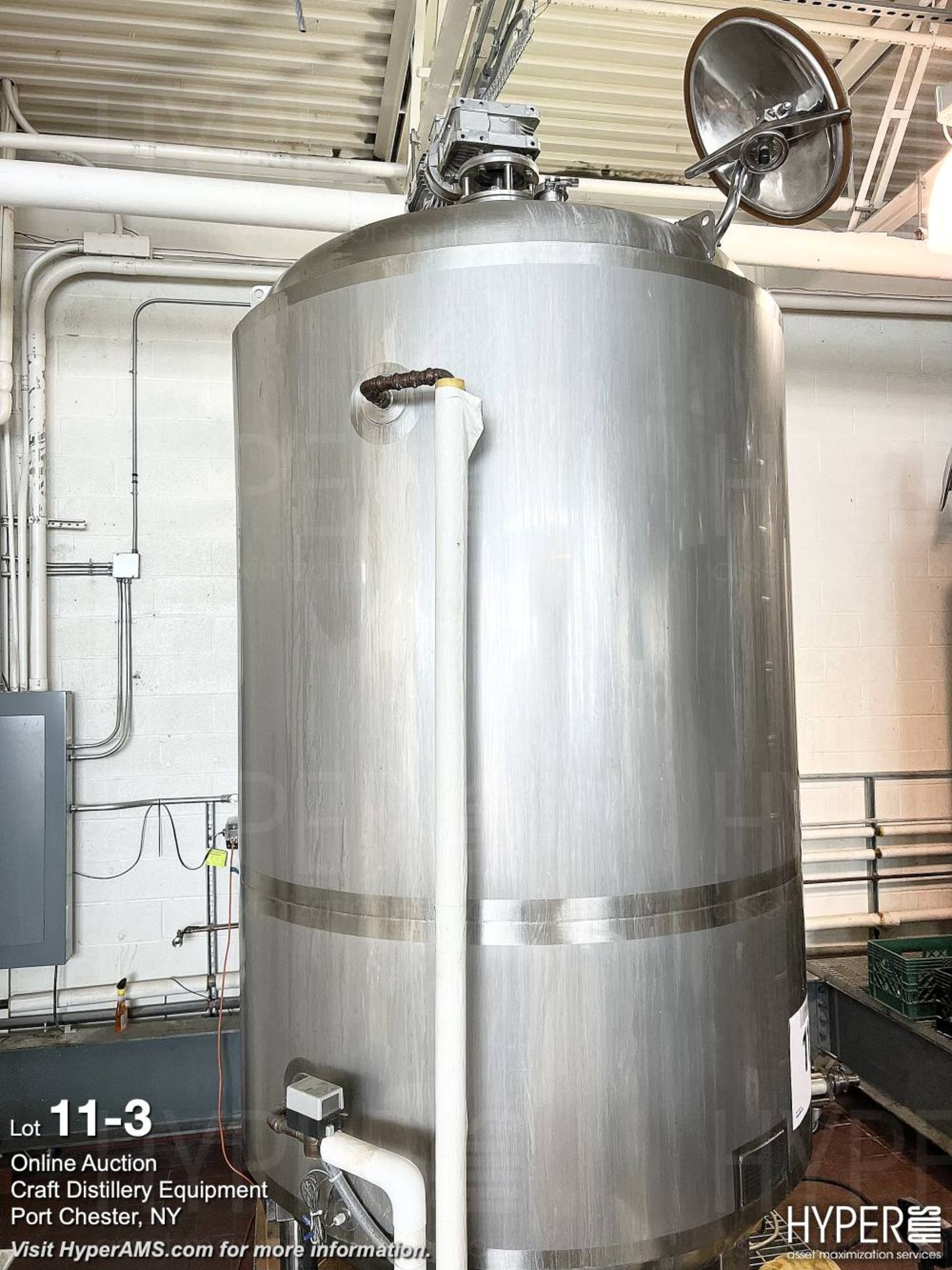 Bavarian Brewery Technologies 2000 L tank with agitator - Image 3 of 6