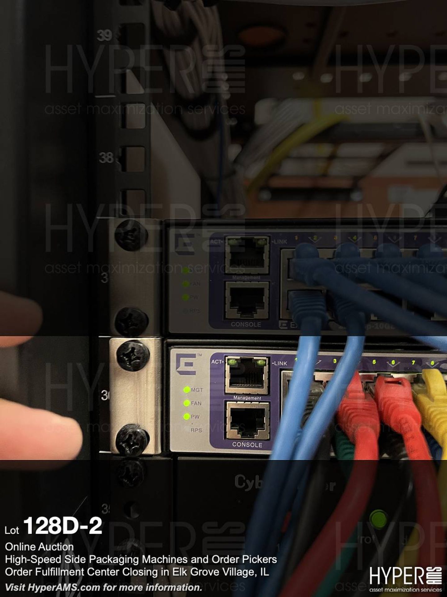 Extreme Networks 220-48p-10ge4 switch - Image 2 of 4