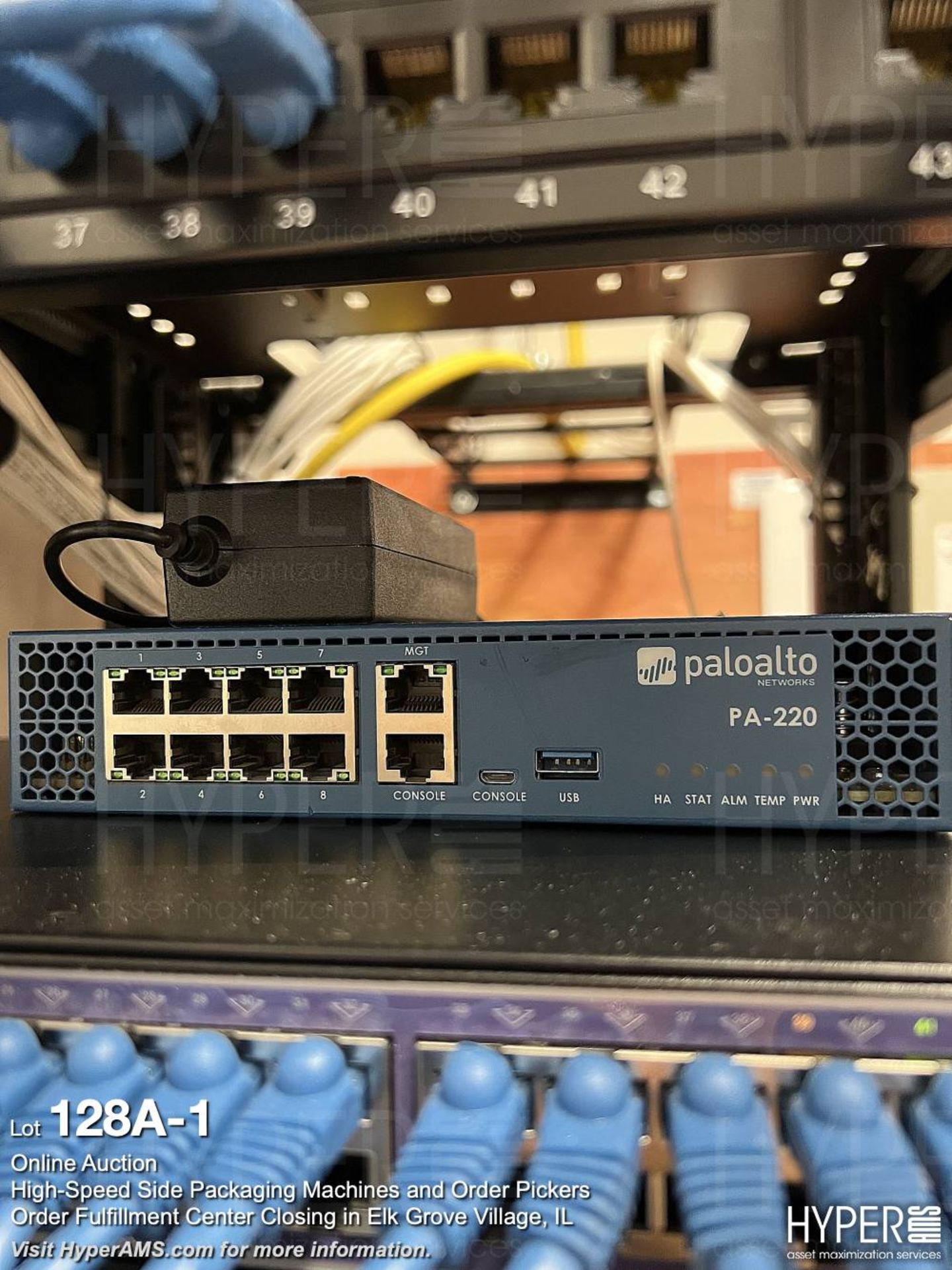 Paloalto PA-220 firewall, 8 port
