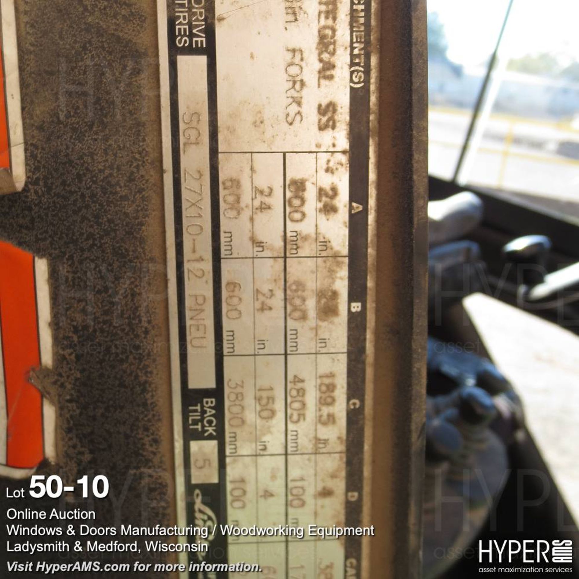 Linde H30D 6000lb cap. diesel fork truck - Image 10 of 19