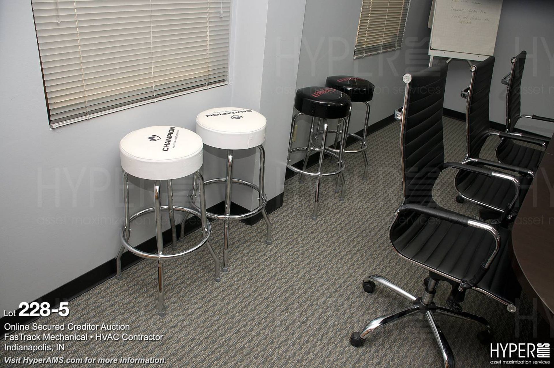 Conference room furniture - Image 2 of 4