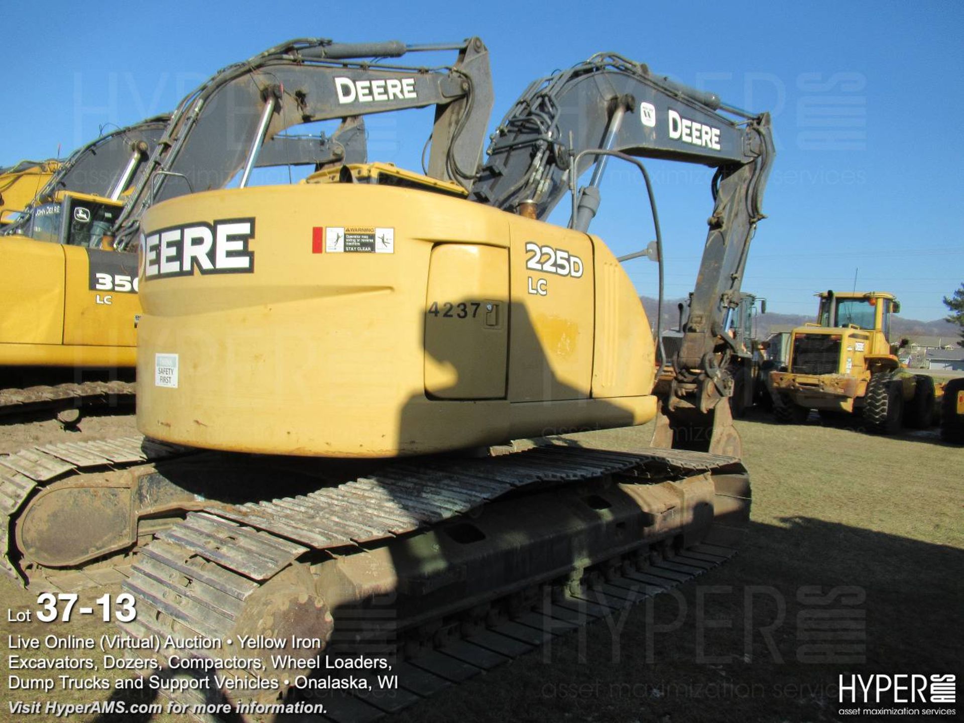 2009 John Deere 225D Excavator - Image 13 of 24