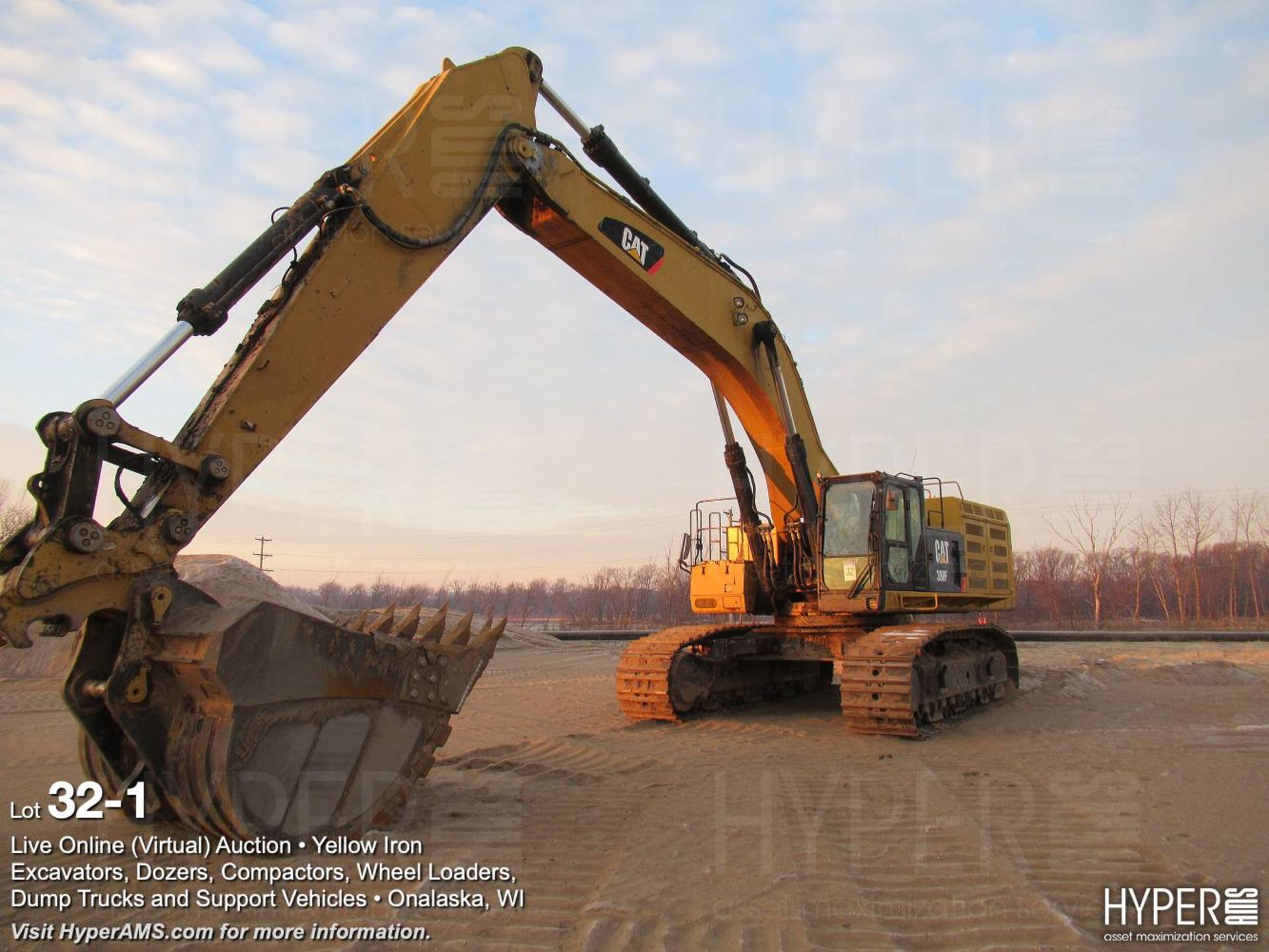 2015 Caterpillar 390F L Excavator