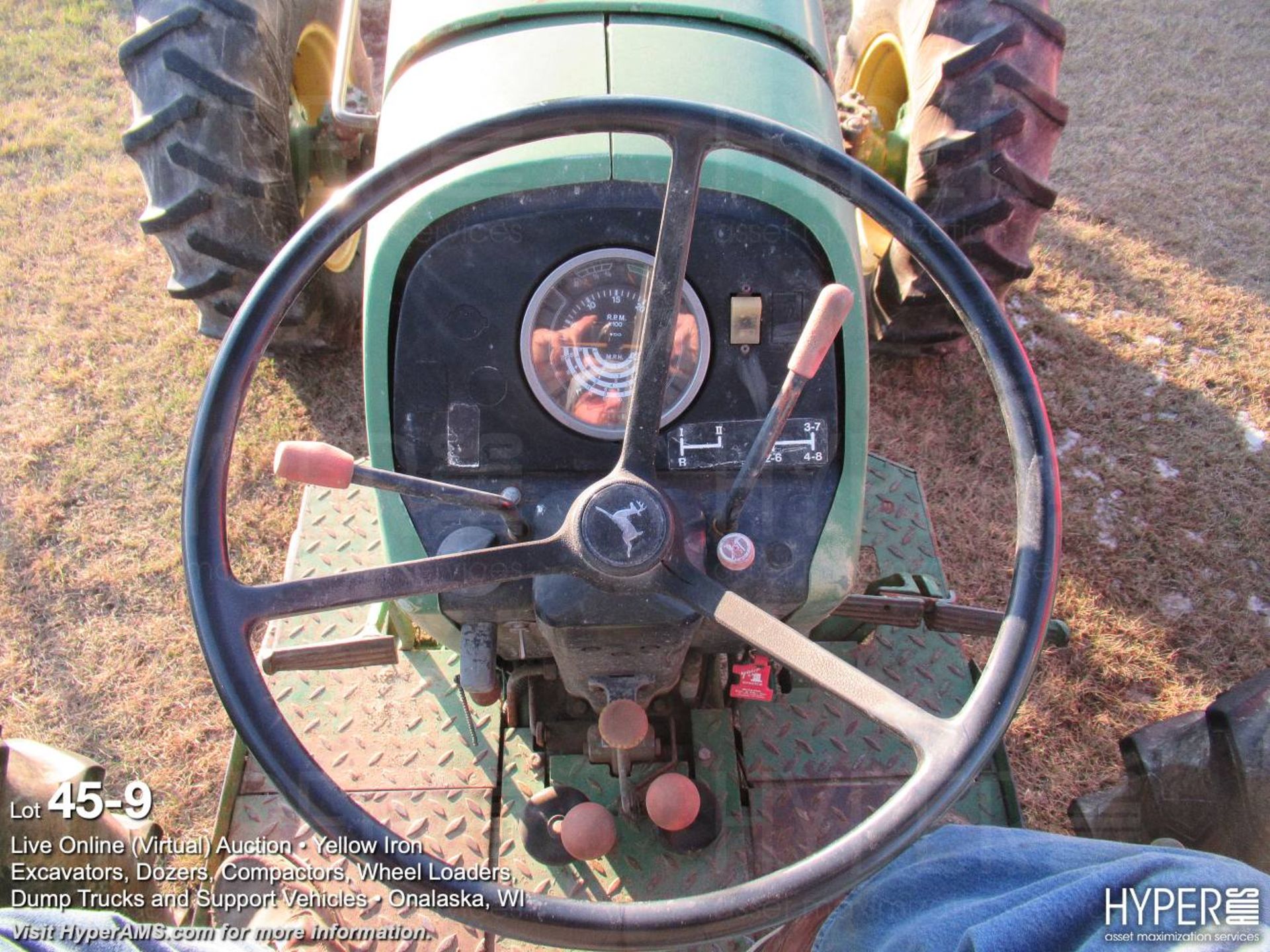 John Deere 2940D farm tractor - Image 9 of 13