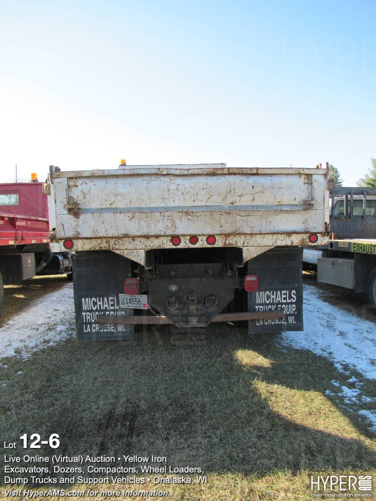 2003 Chevrolet 8500 Dump Truck - Image 6 of 8