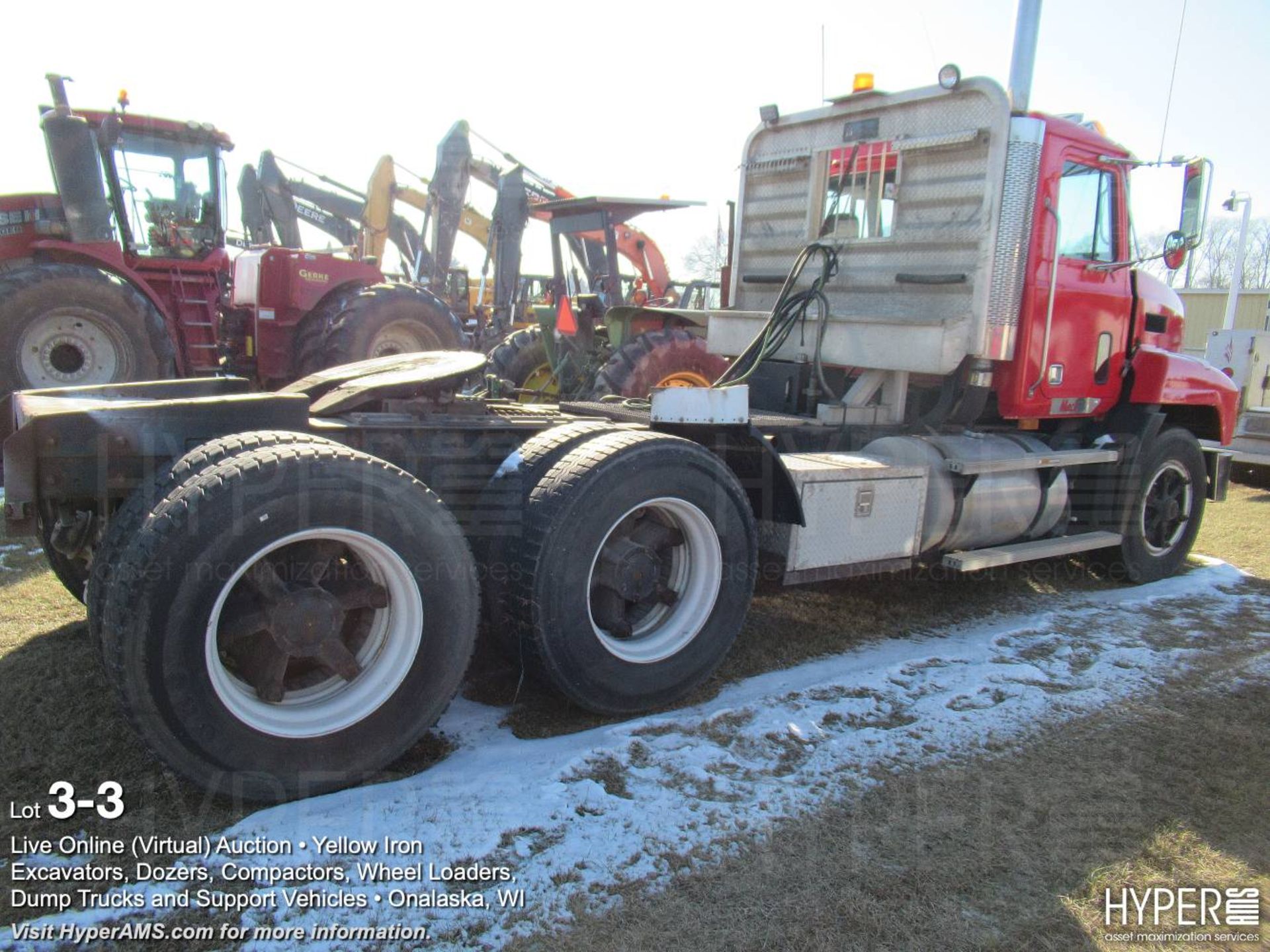 1994 Mack CH-613 Semi Tractor - Image 3 of 10