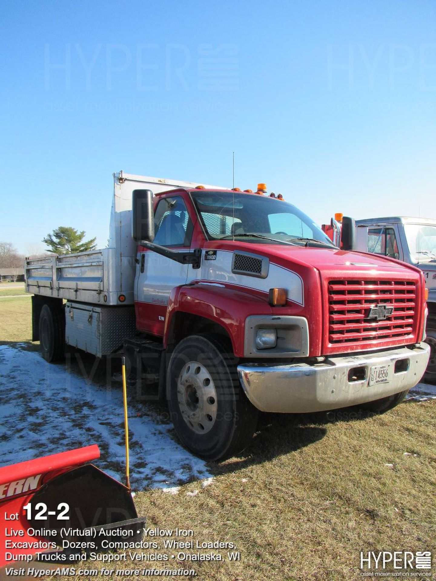 2003 Chevrolet 8500 Dump Truck - Image 2 of 8