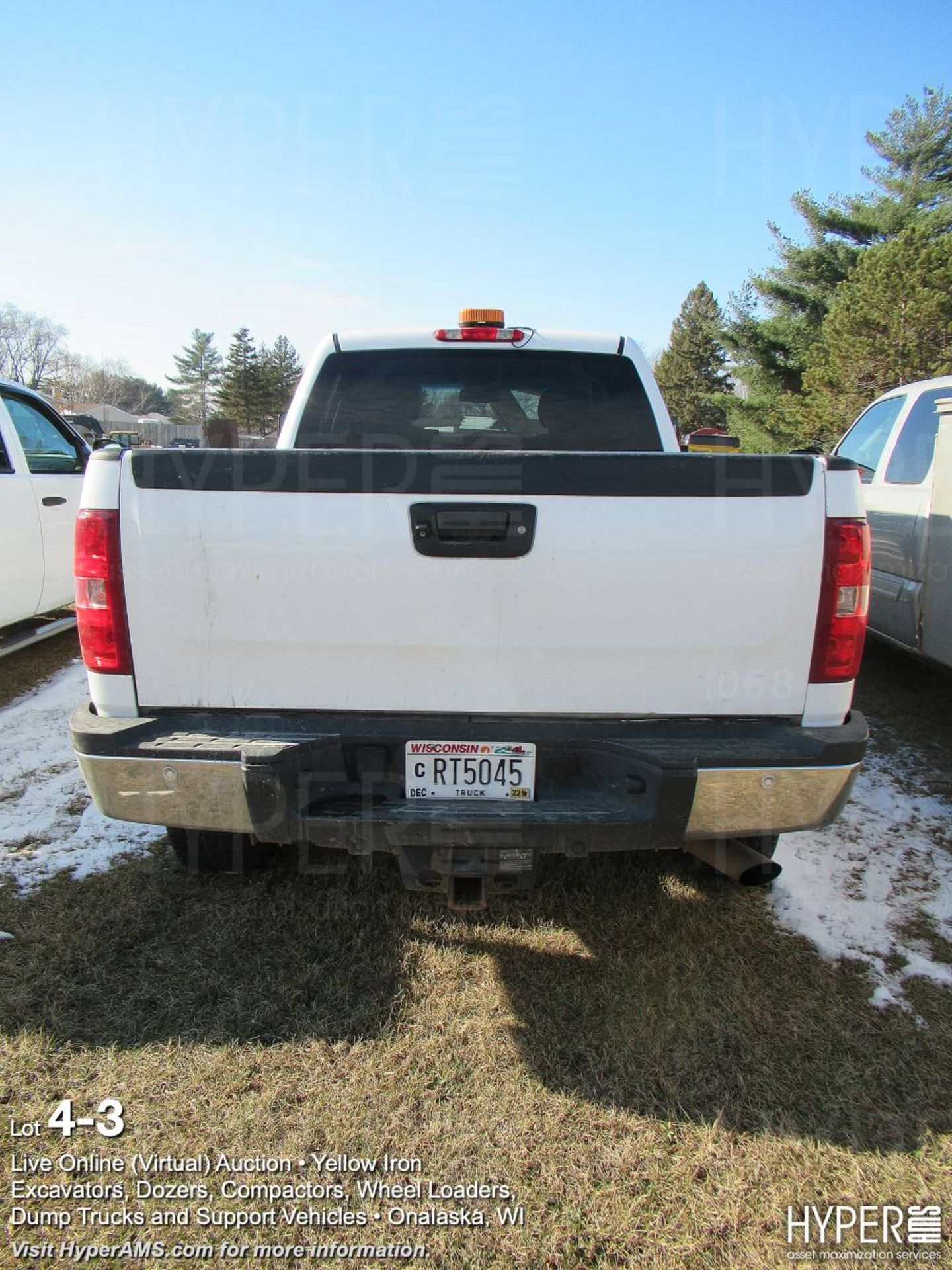 2014 Chevrolet 2500 Silverado Pickup Truck - Image 3 of 9