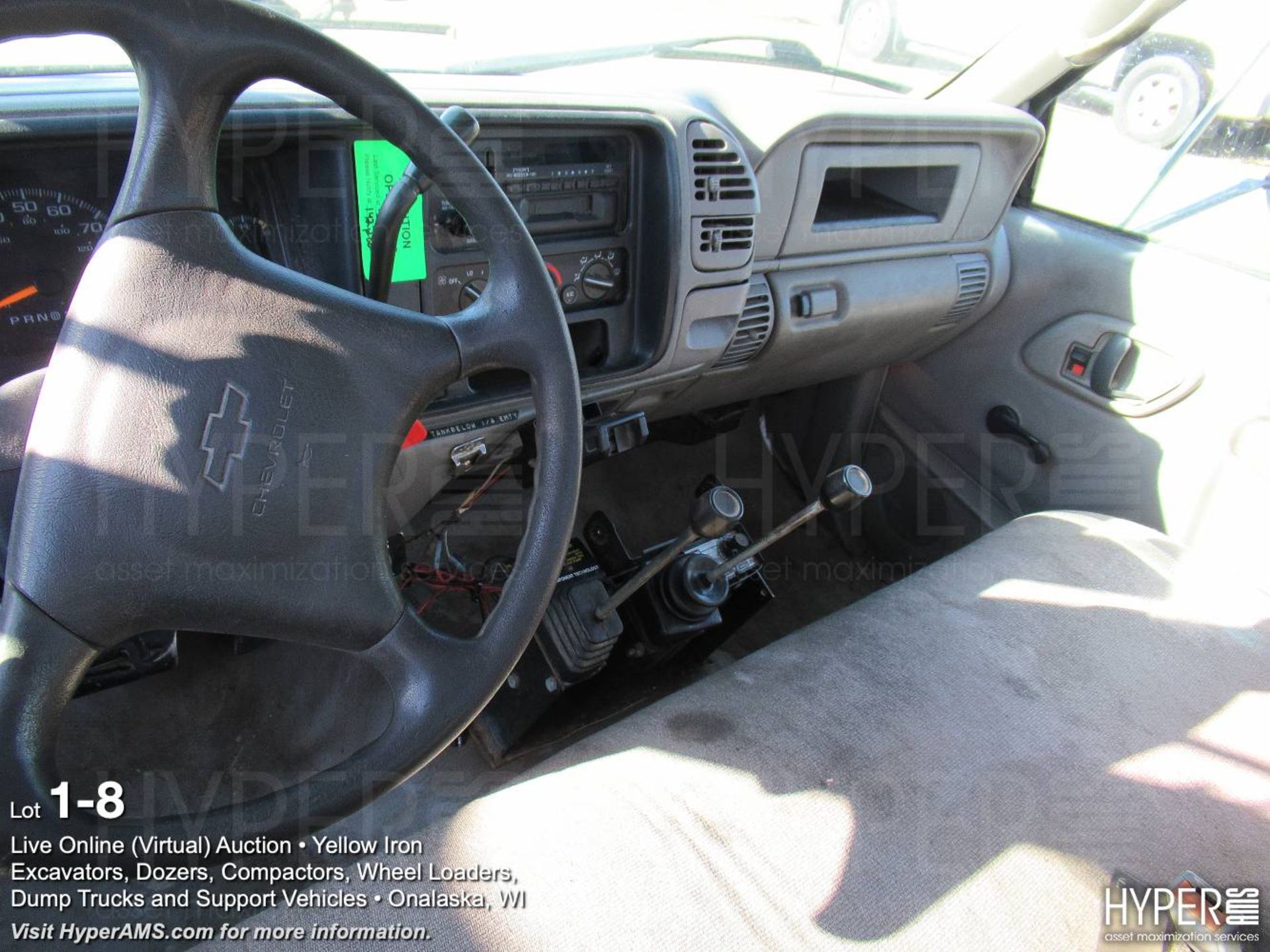 2001 Chevrolet Silverado 3500 Flatbed Dump - Image 8 of 9