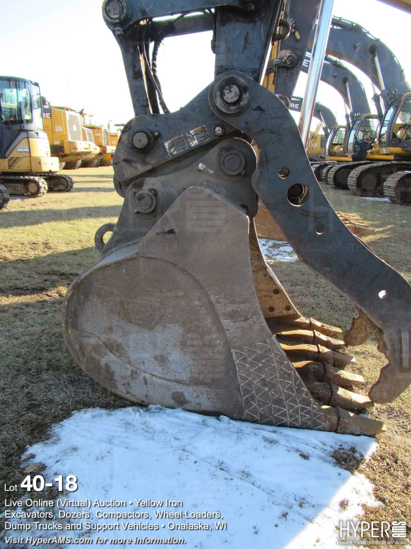 2009 Hitachi 225US LC Excavator - Image 18 of 27