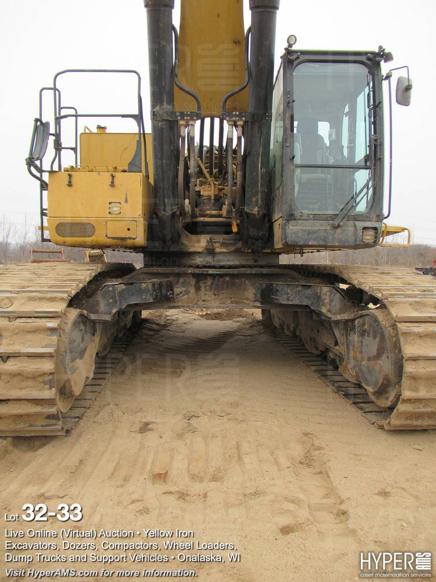 2015 Caterpillar 390F L Excavator - Image 32 of 34