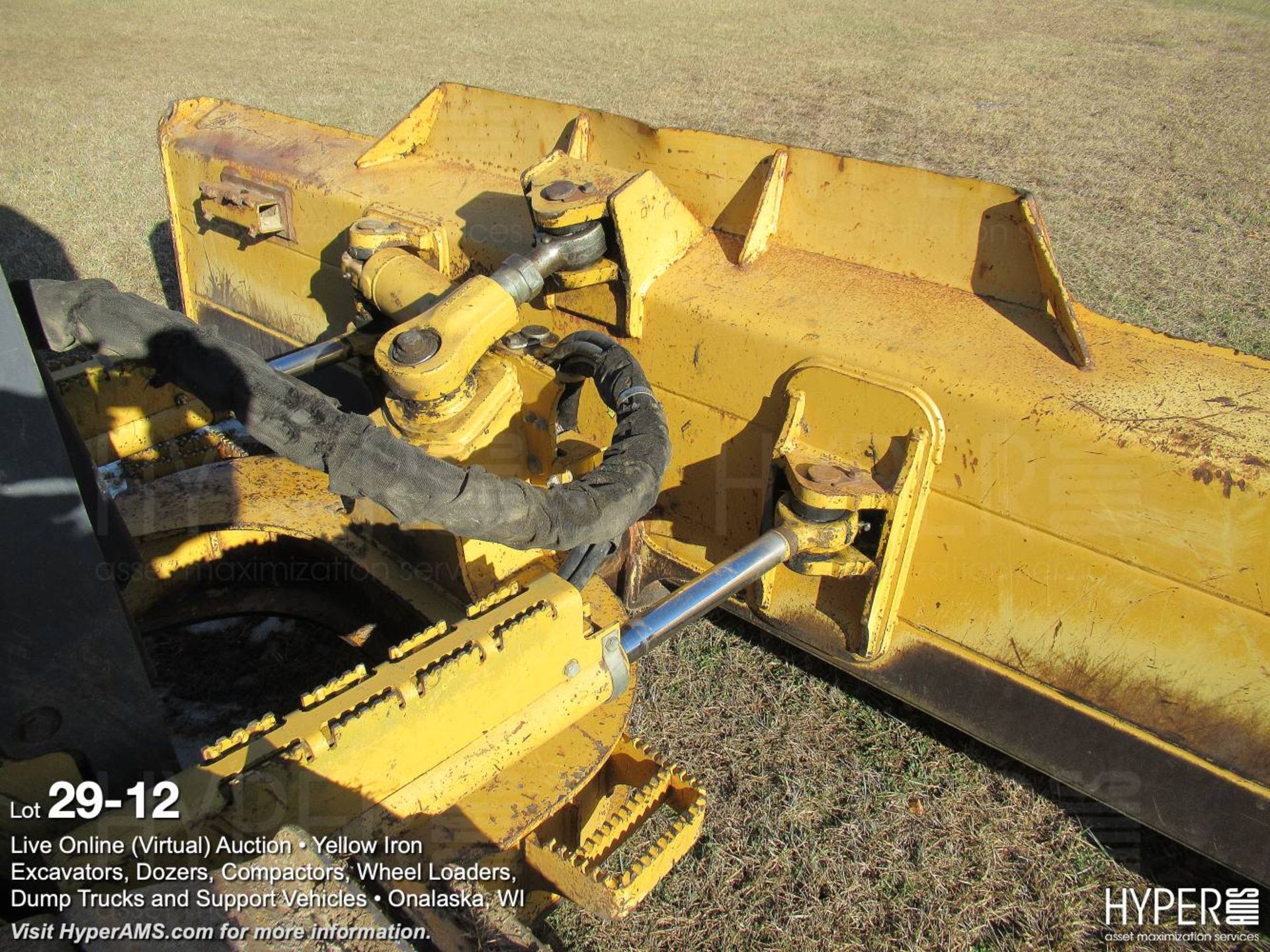 2005 John Deere 650J LGP Dozer - Image 12 of 15