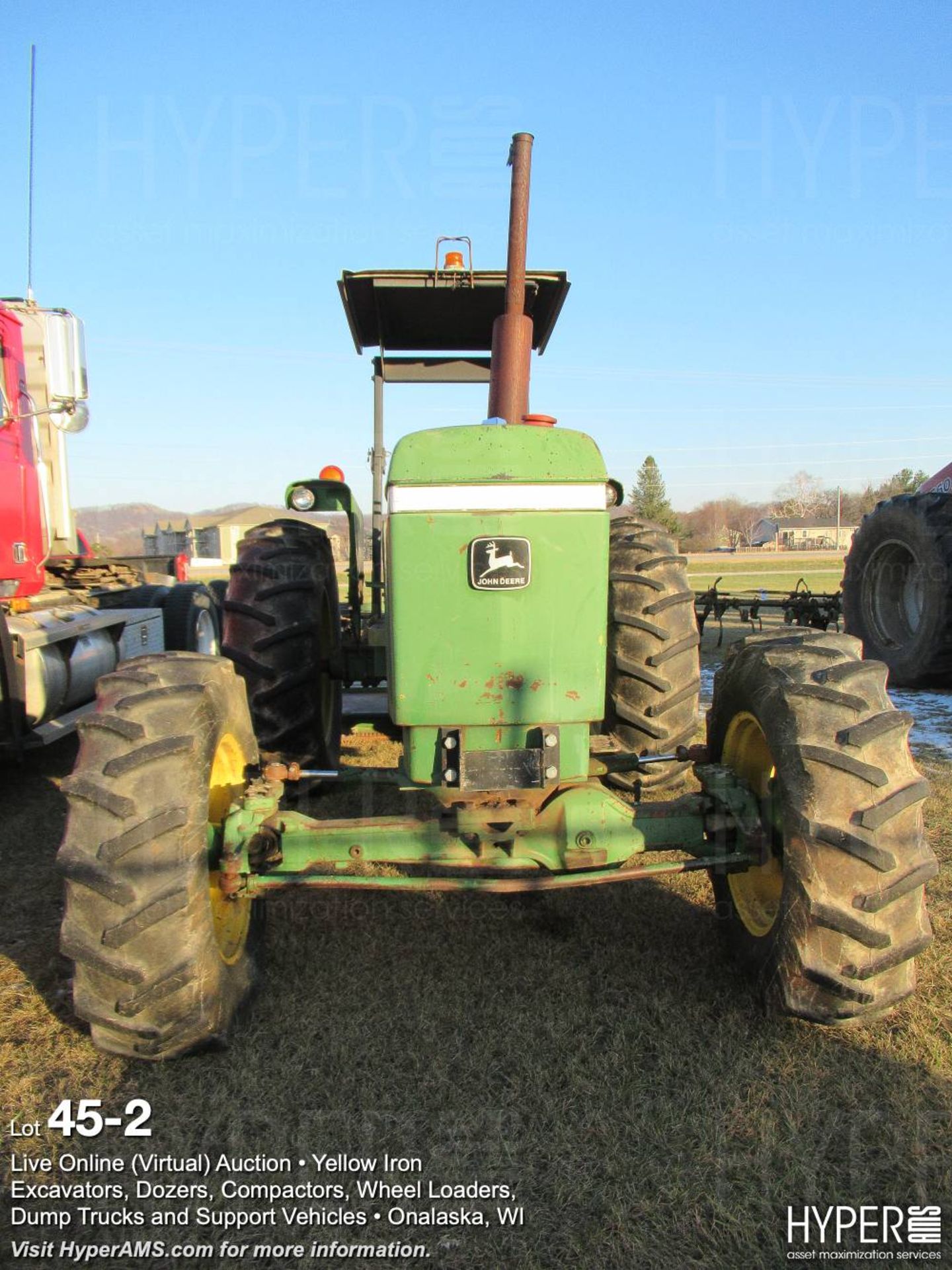 John Deere 2940D farm tractor - Image 2 of 13