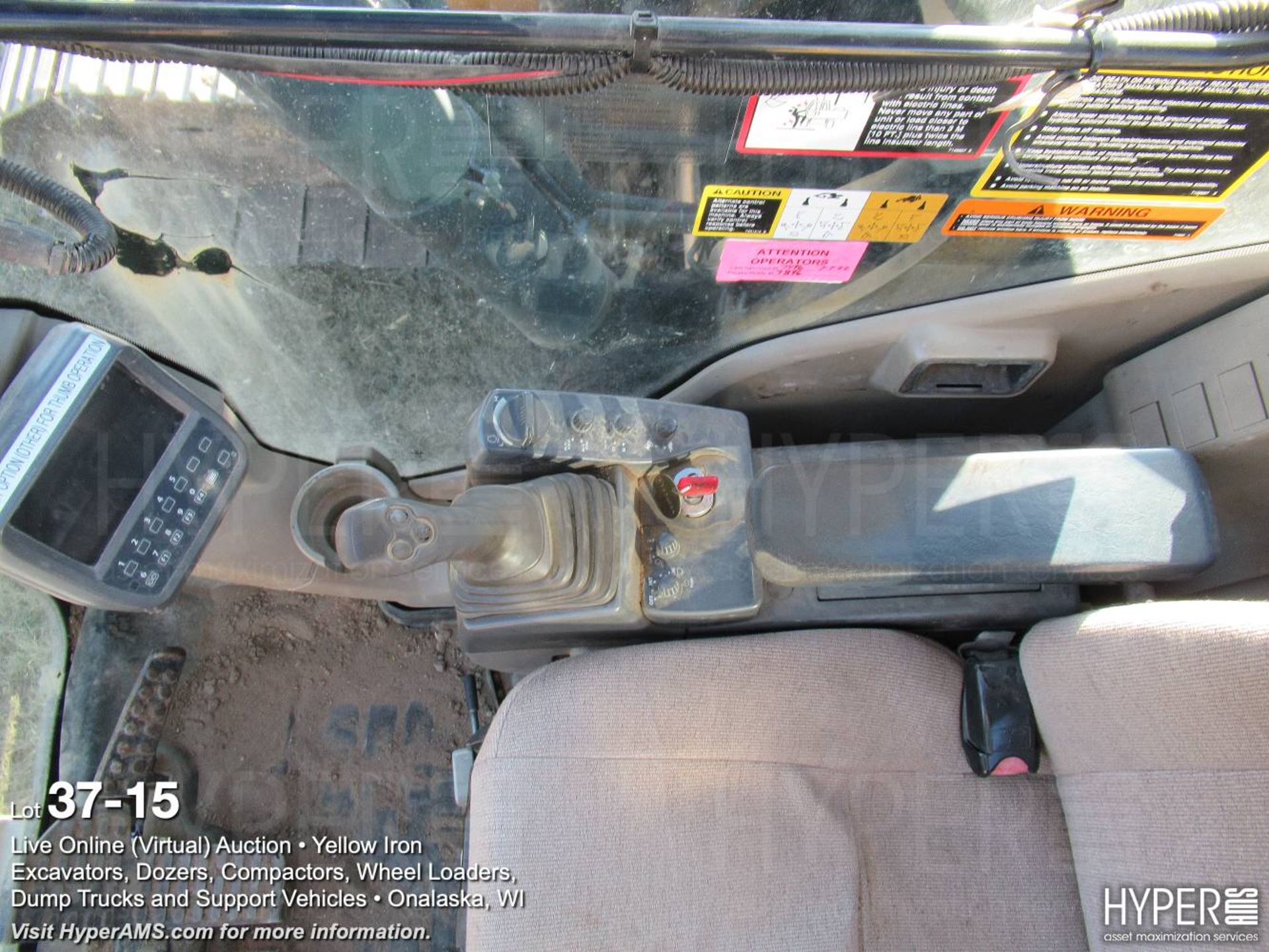 2009 John Deere 225D Excavator - Image 15 of 24