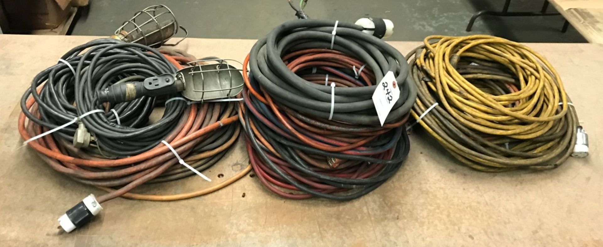 Lot Electric Extension Cords